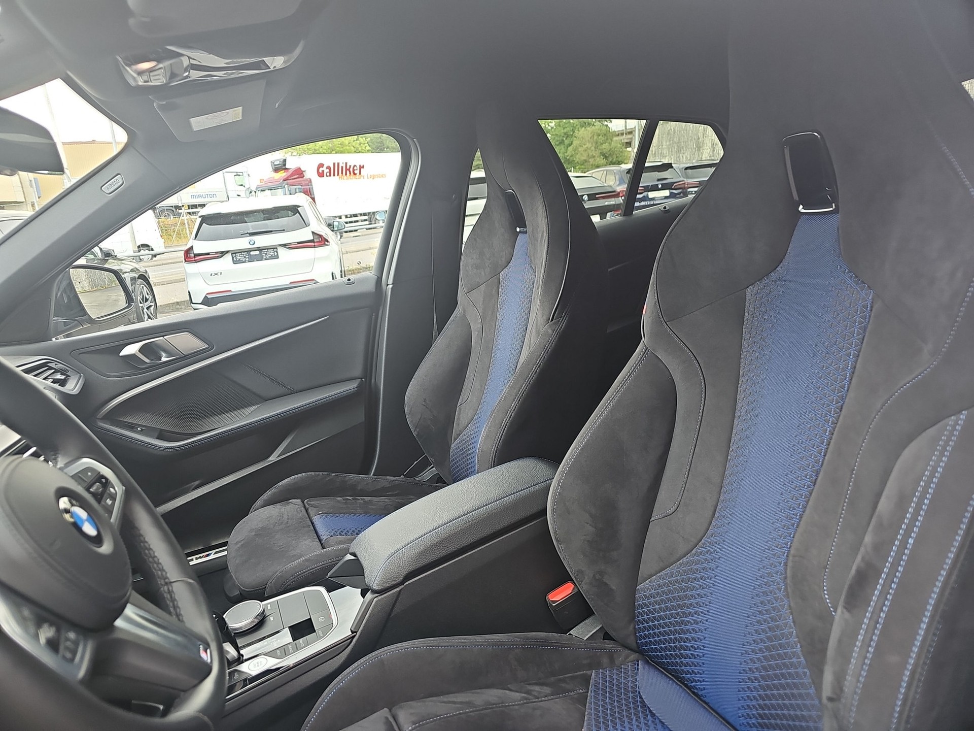 BMW 118i M Sport Steptronic-image-9