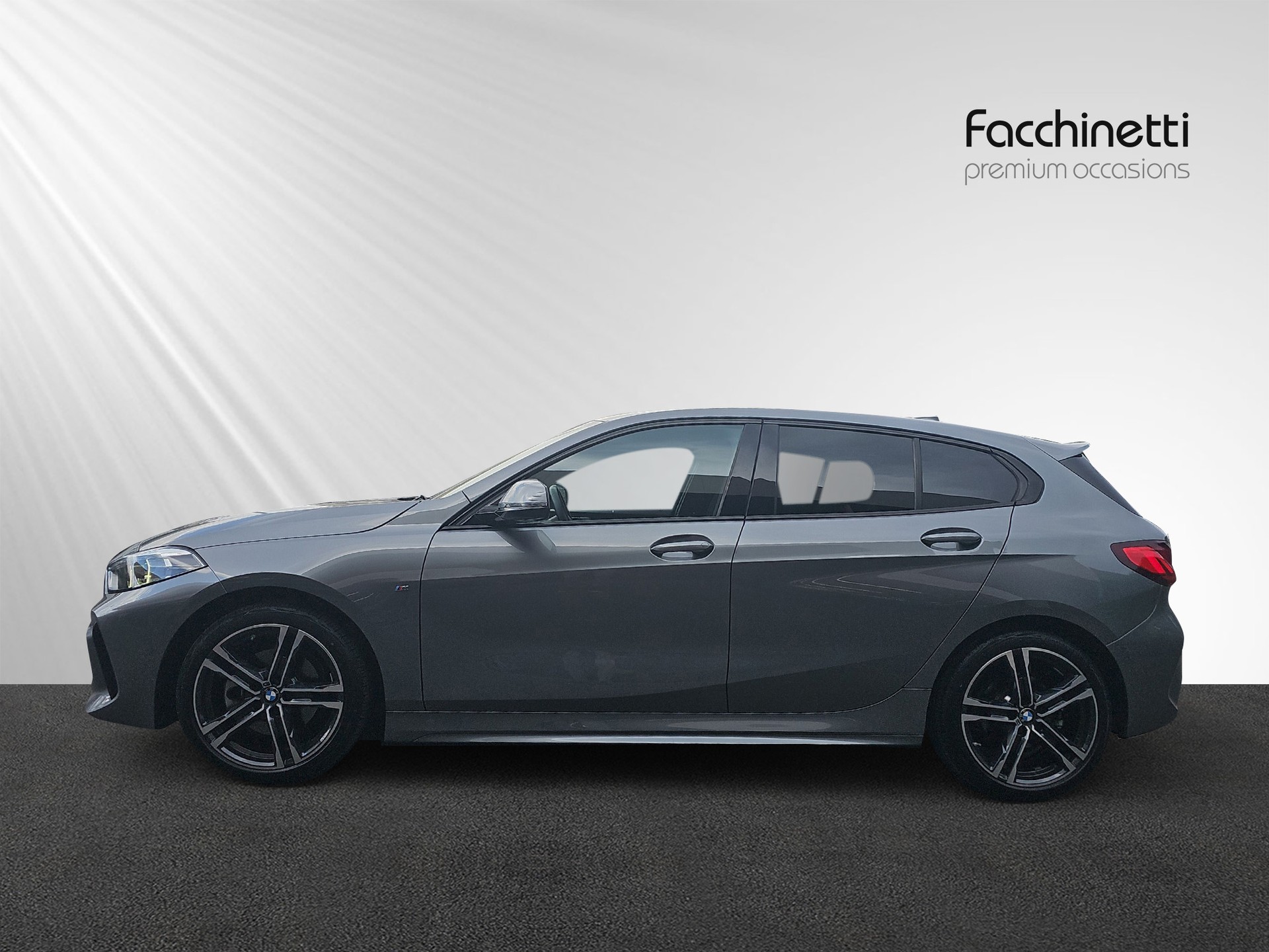 BMW 118i M Sport Steptronic-image-1