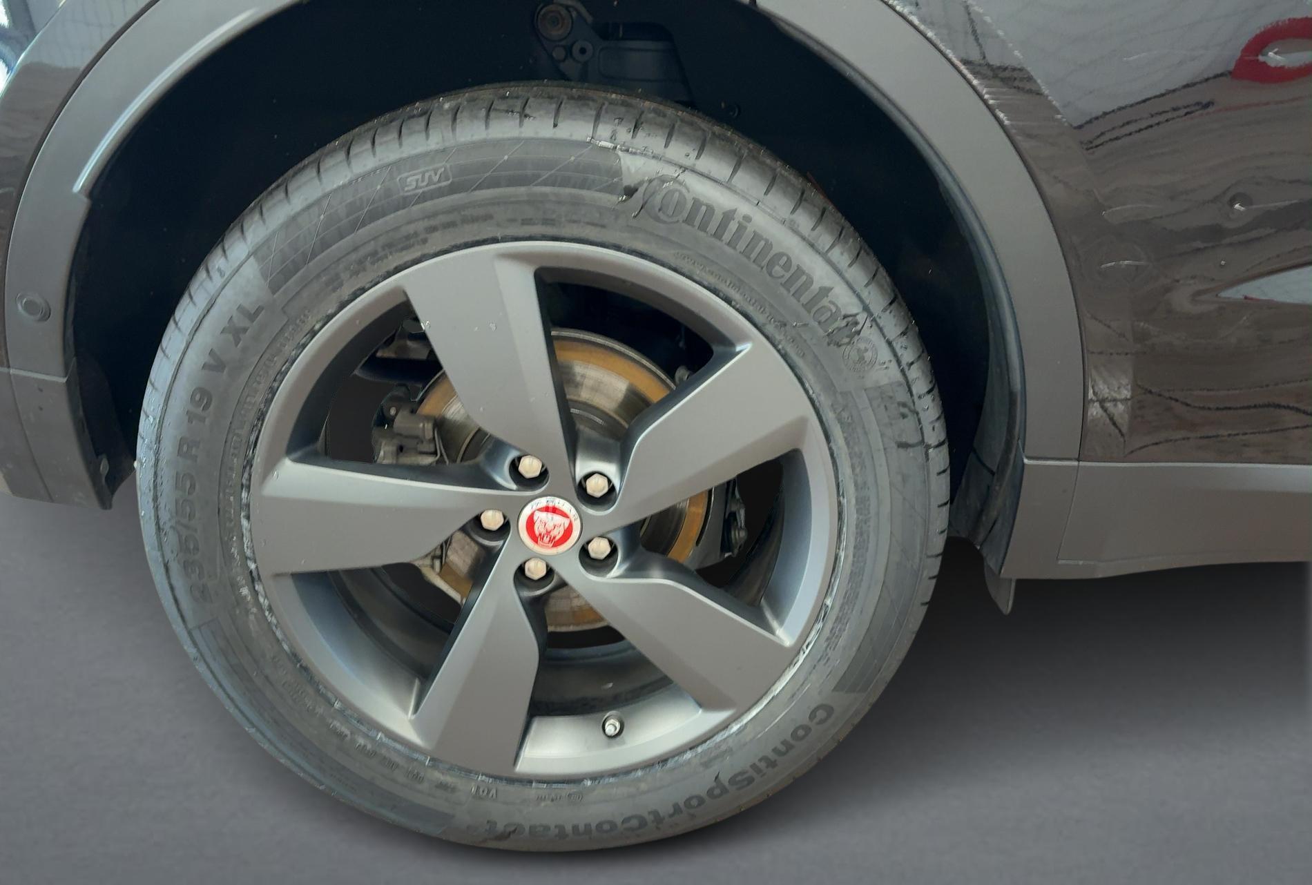 JAGUAR E-Pace 2.0 T 200 SE AWD-image-11