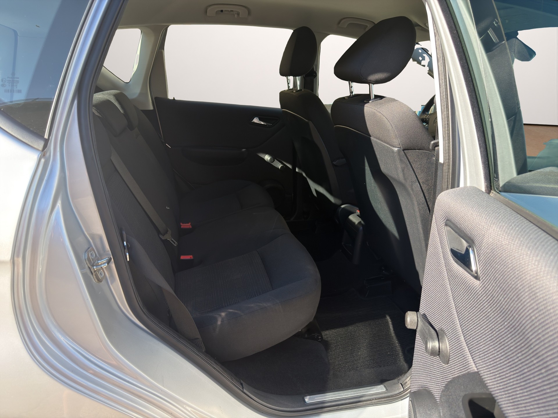 MERCEDES-BENZ A 170 Avantgarde Edition A-image-14