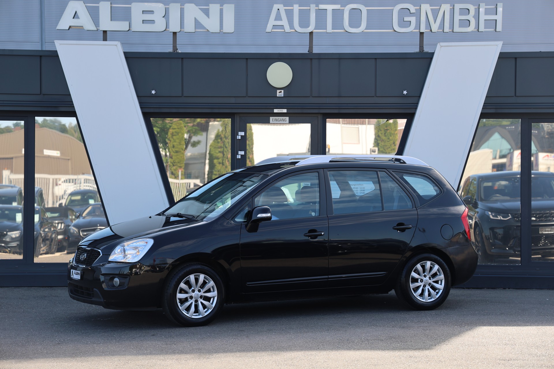 KIA Carens 2.0 CVVT Trend Automatic