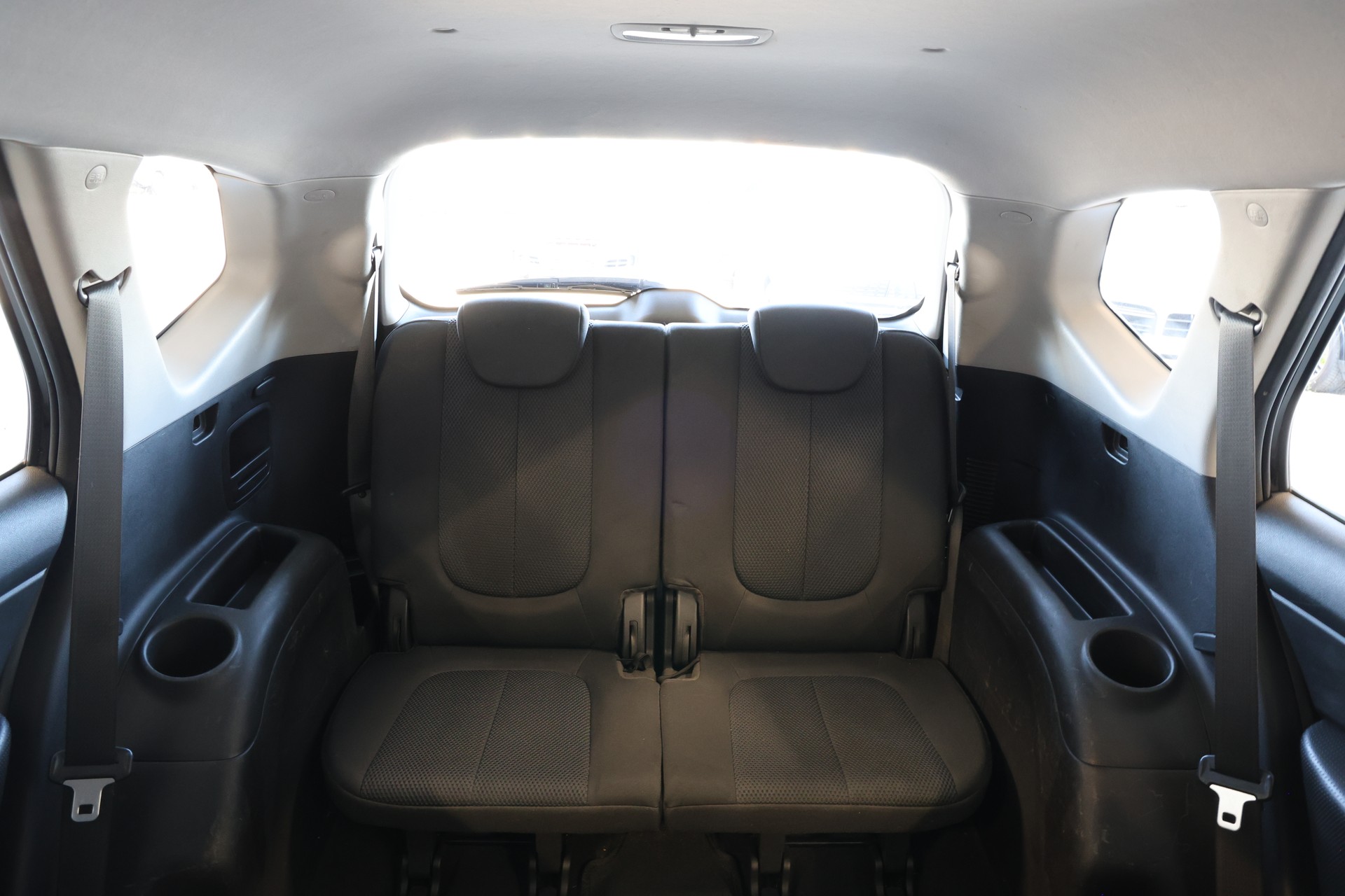 KIA Carens 2.0 CVVT Trend Automatic-image-15
