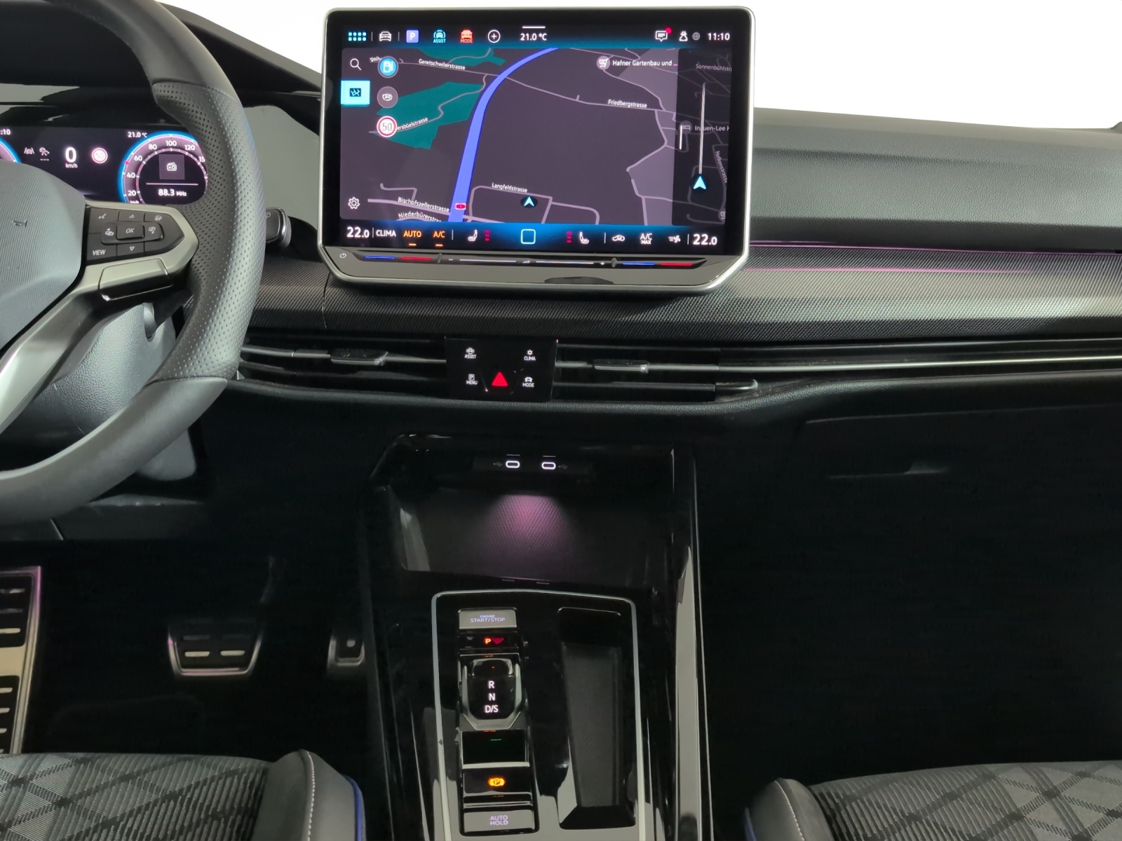 VW Golf Variant 2.0 TSI R-Line DSG 4 Motion-image-10