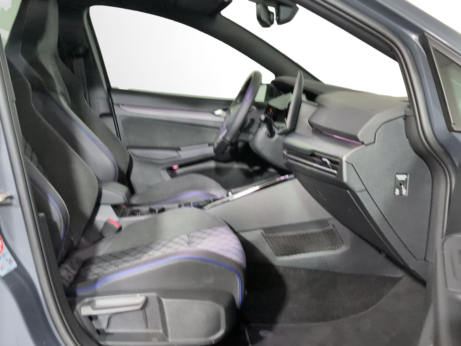 VW Golf Variant 2.0 TSI R-Line DSG 4 Motion-image-6
