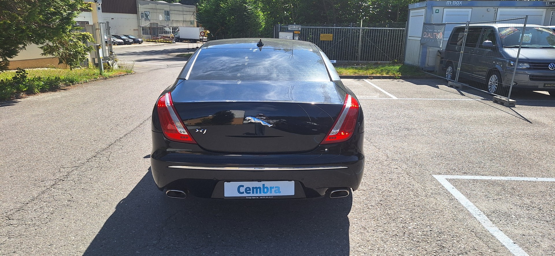 JAGUAR XJ 3.0d V6 Premium Luxury Automatic-image-4