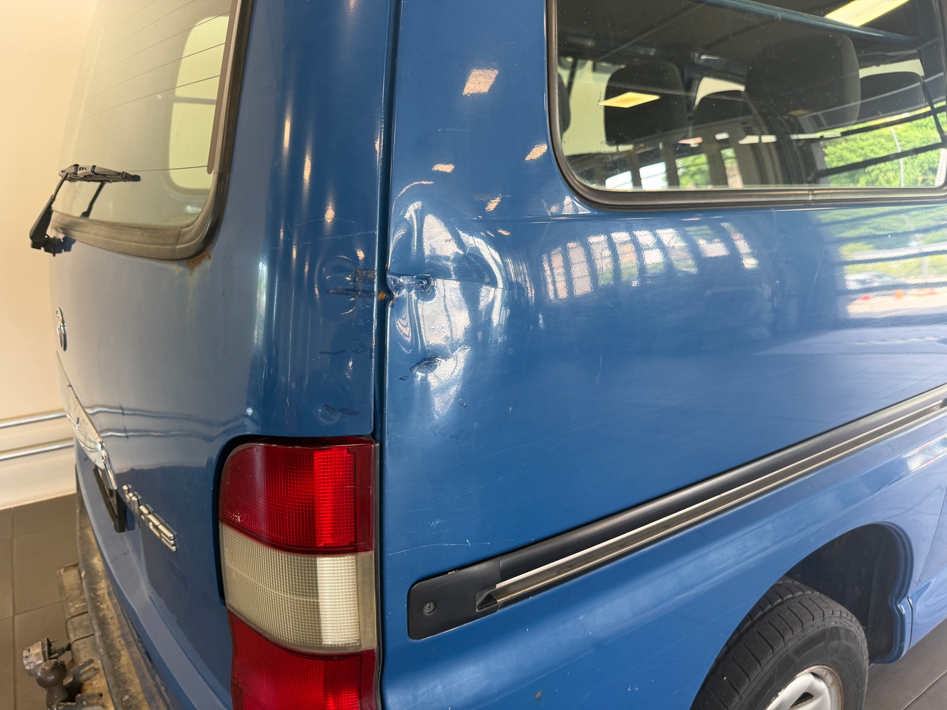 TOYOTA Hiace D-4D Kombi/Werk 4WD-image-4