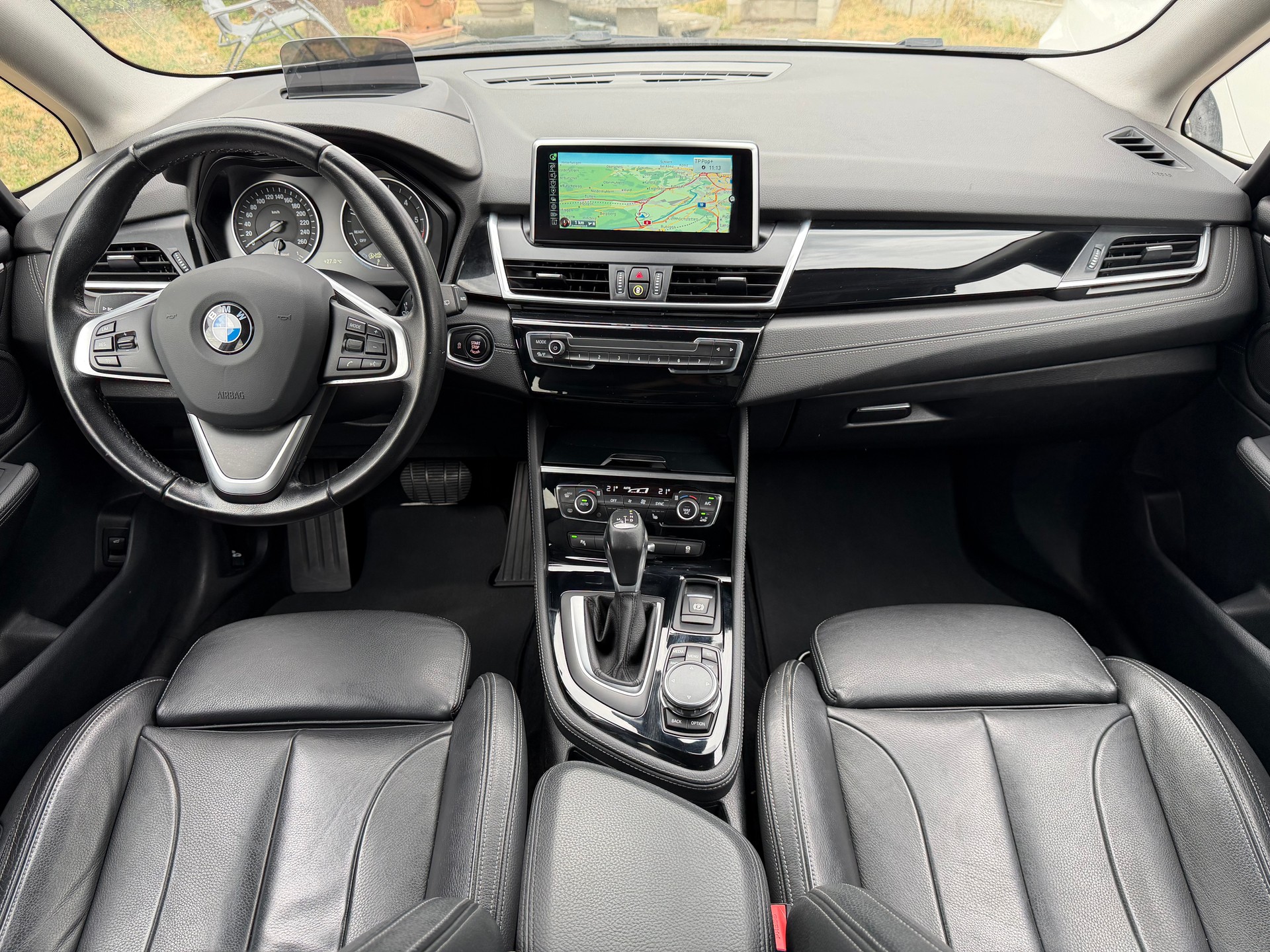 BMW 218d Active Tourer Sport Line Steptronic-image-18