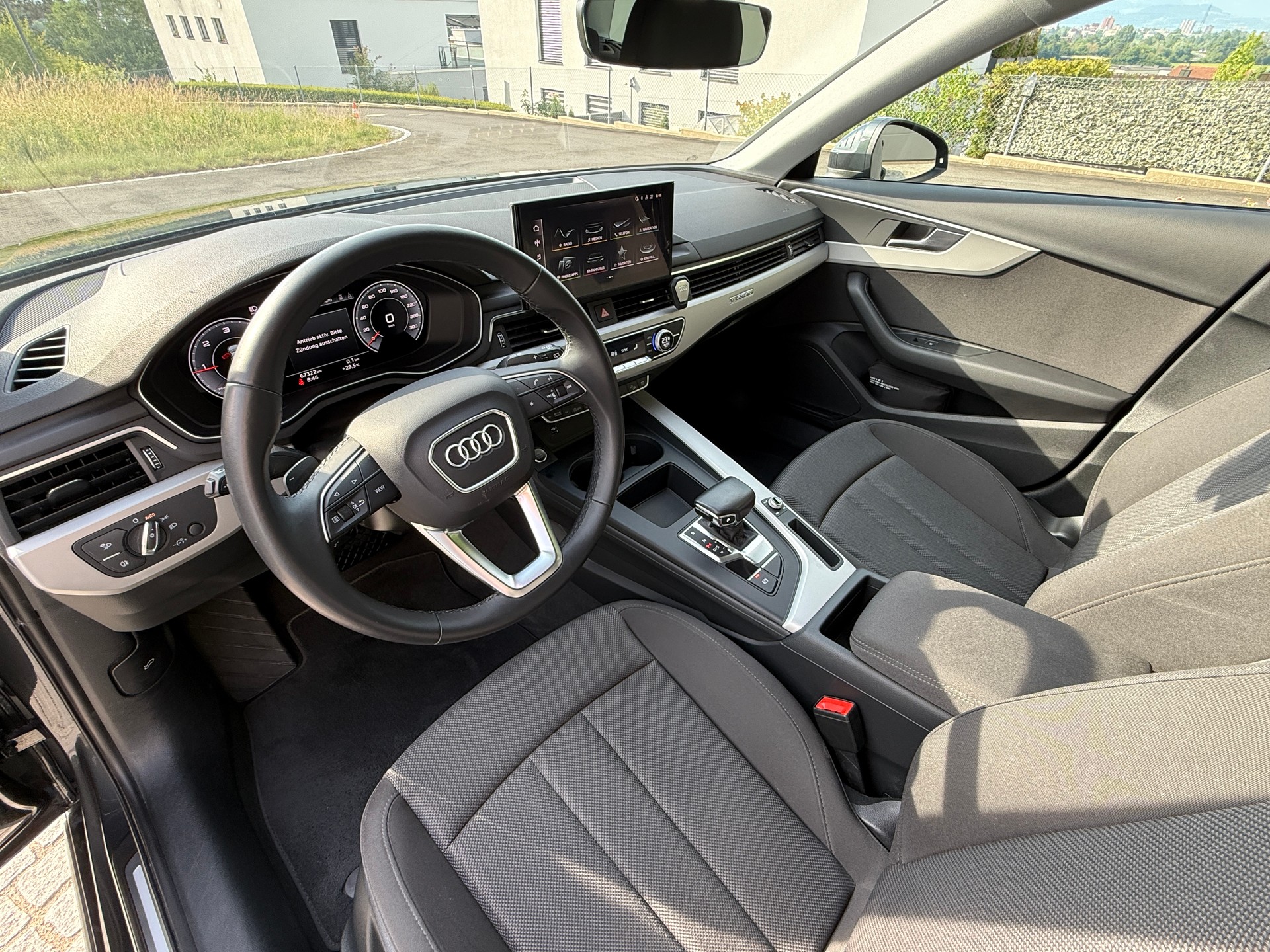 AUDI 2.0 40 TDI Attraction quattro S-Tronic-image-17