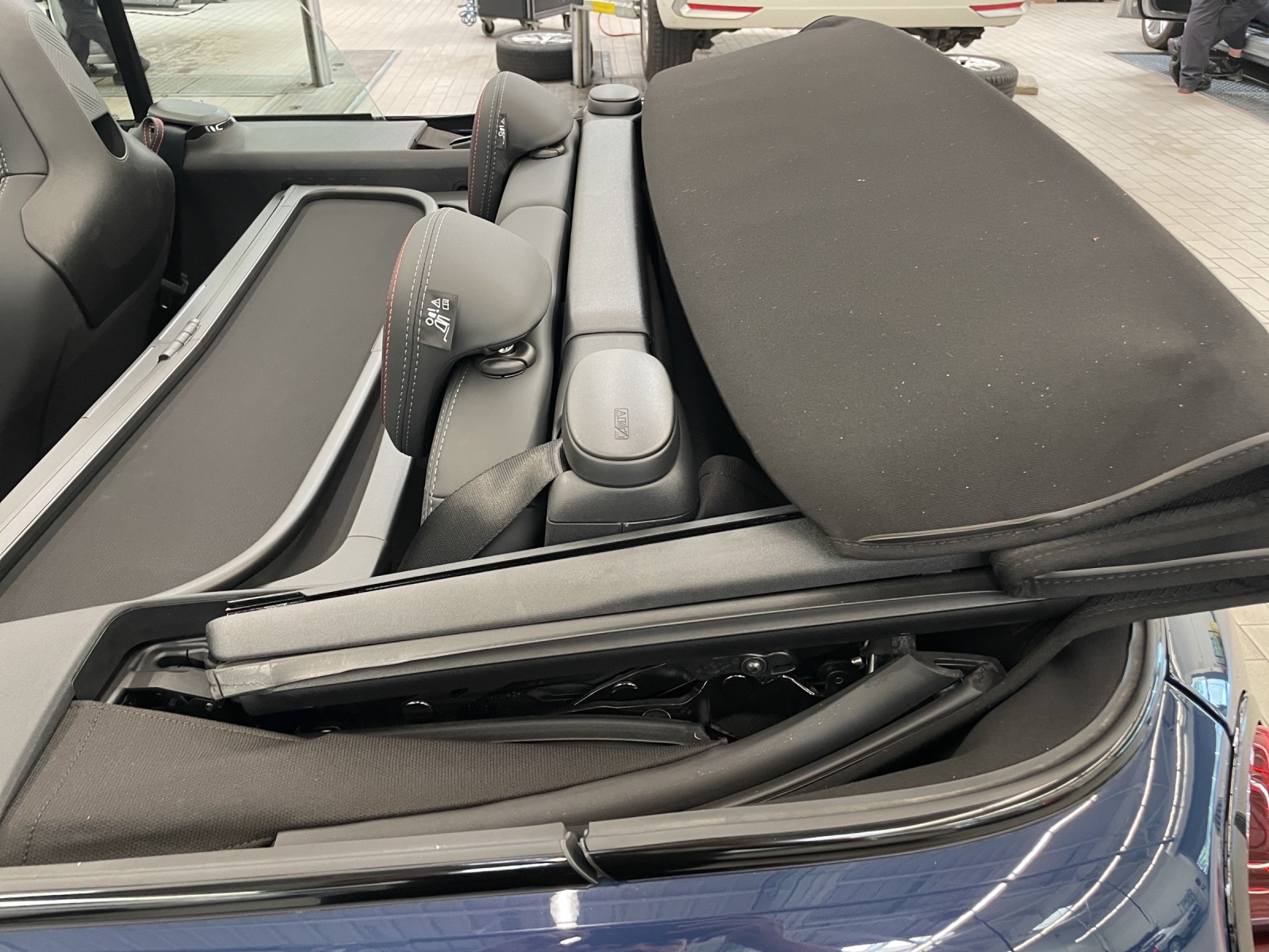 MINI Cabrio F67 2.0i John Cooper Works John Cooper Works Trim-image-20