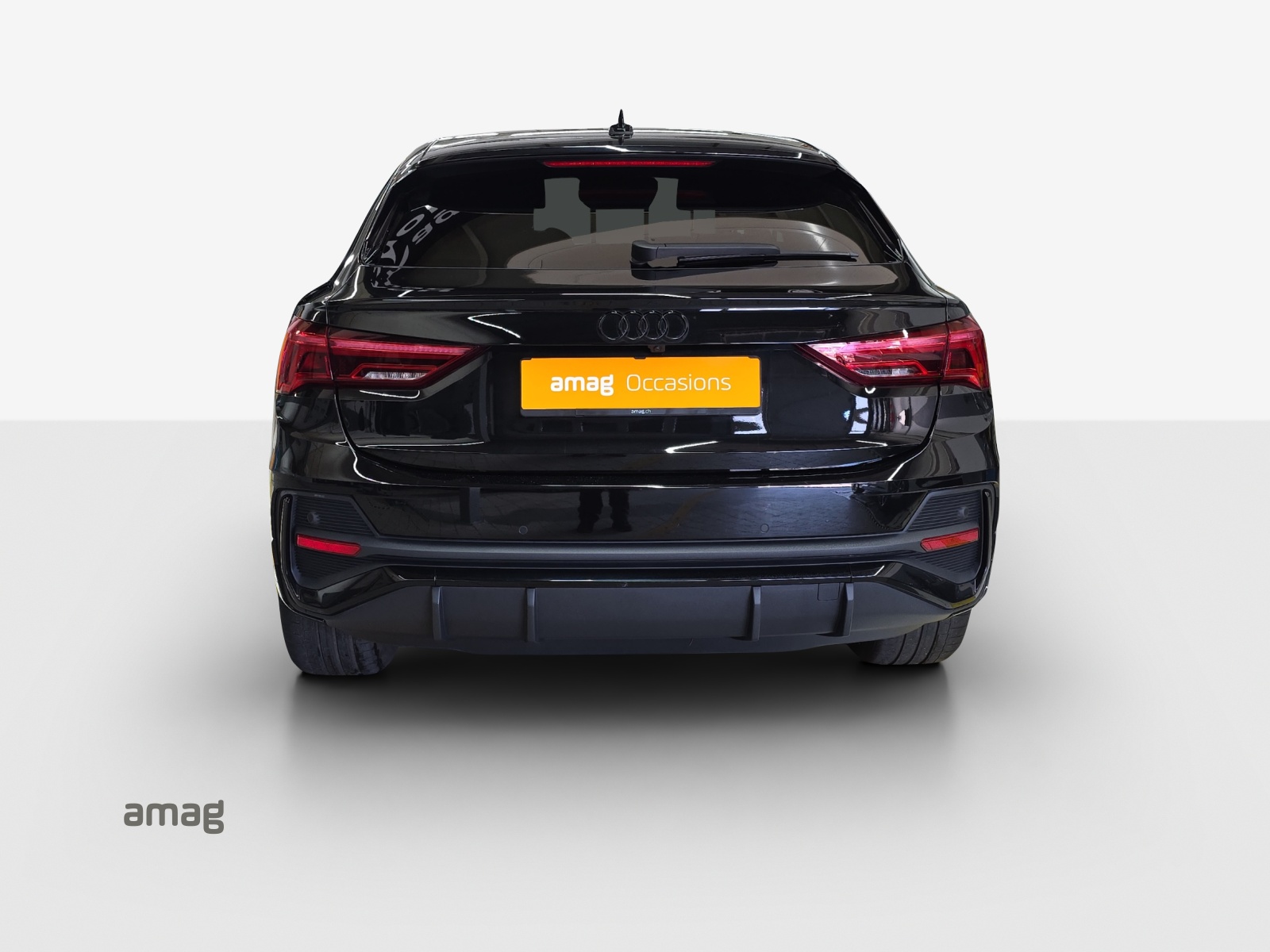 AUDI Q3 Sportback 35 TFSI S line Attraction S-tronic-showroom-element-3