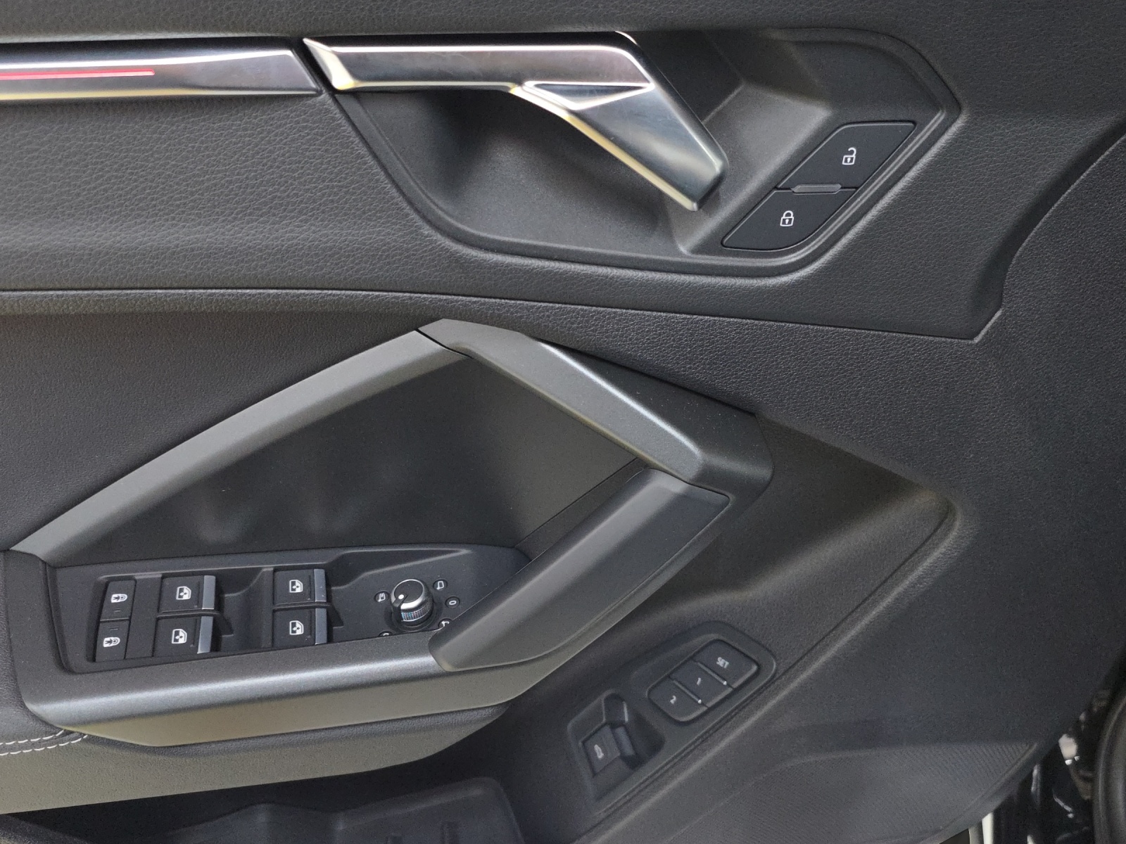 AUDI Q3 Sportback 35 TFSI S line Attraction S-tronic-image-14