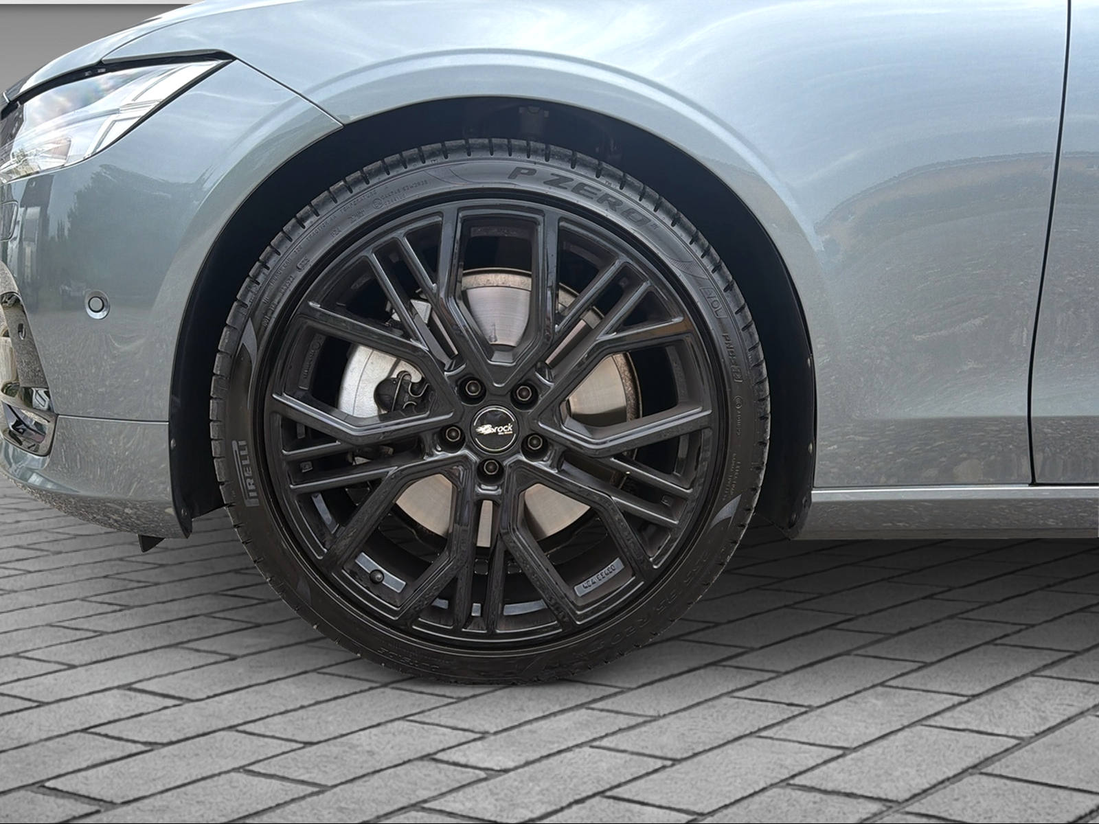 VOLVO V90 2.0 T6 R-Design AWD-image-3