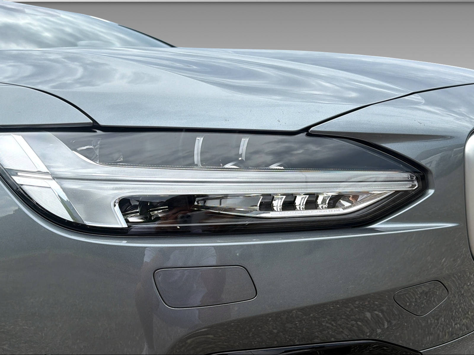 VOLVO V90 2.0 T6 R-Design AWD-image-11