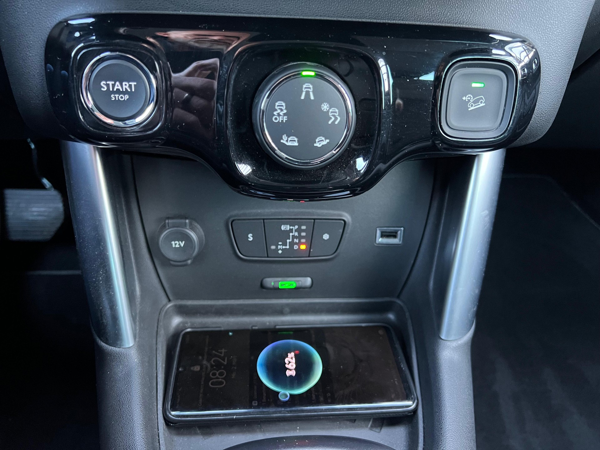 CITROEN C3 Aircross 1.2 PureTech 110 Shine-image-16