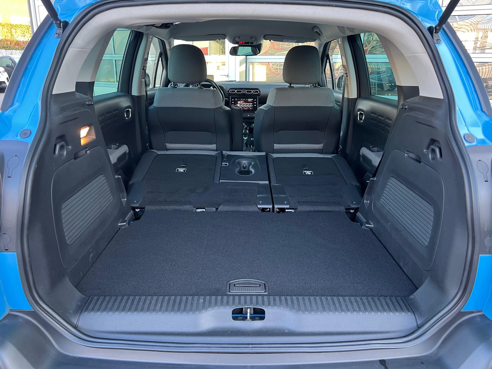 CITROEN C3 Aircross 1.2 PureTech 110 Shine-image-9