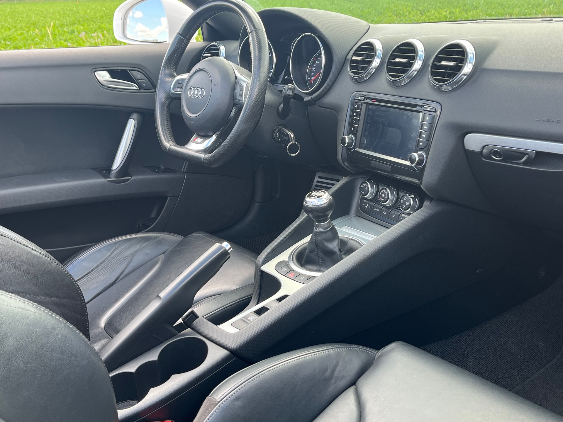 AUDI TT Roadster 1.8 TFSI-image-7
