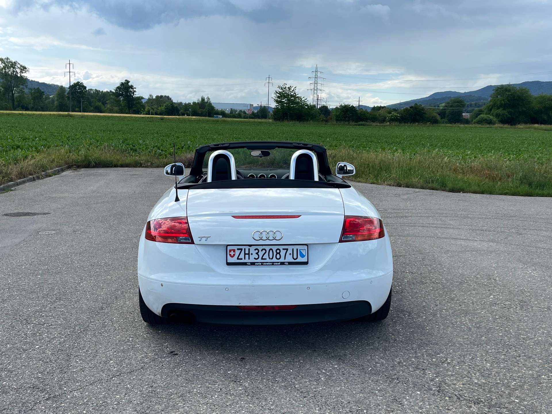 AUDI TT Roadster 1.8 TFSI-image-9
