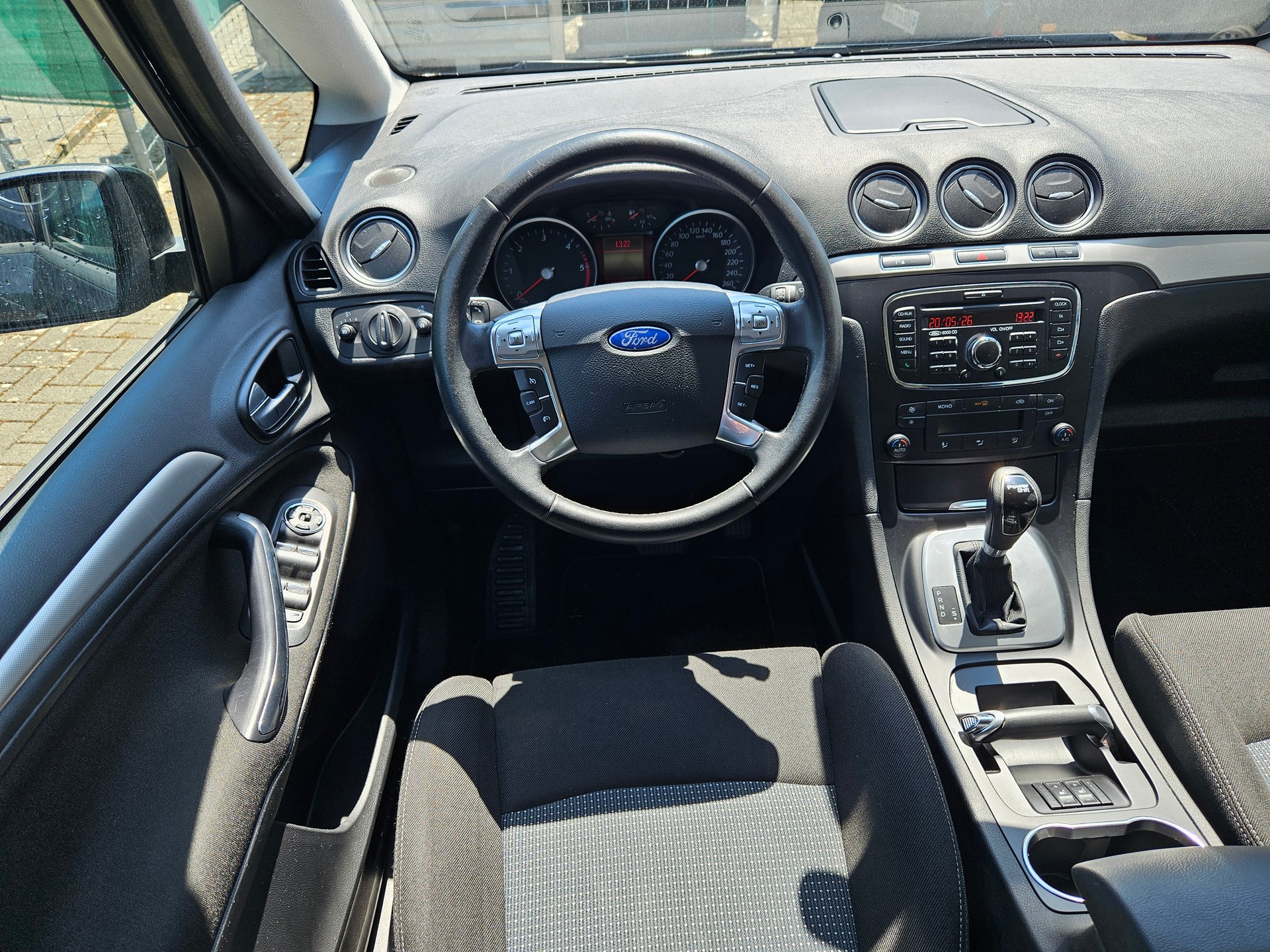 FORD S-Max 2.0 TDCi Family Edition PowerShift-image-7