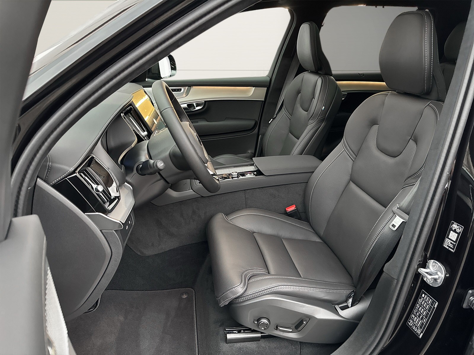 VOLVO XC90 2.0 T8 TE XCLUSIVE Edition Dark eAWD-image-7