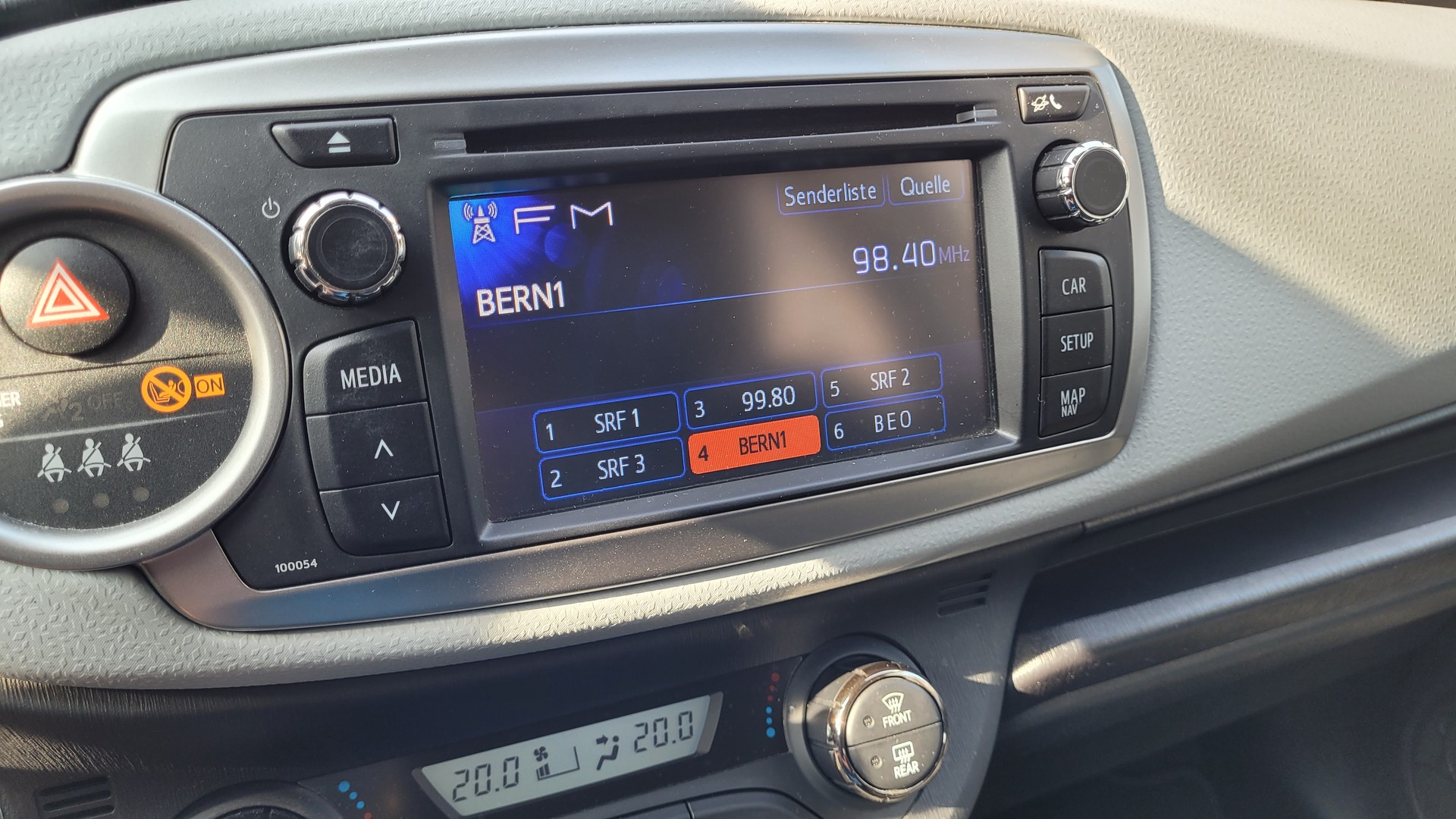 TOYOTA Yaris 1.5 VVT-i Hybrid Sol CVT-image-7