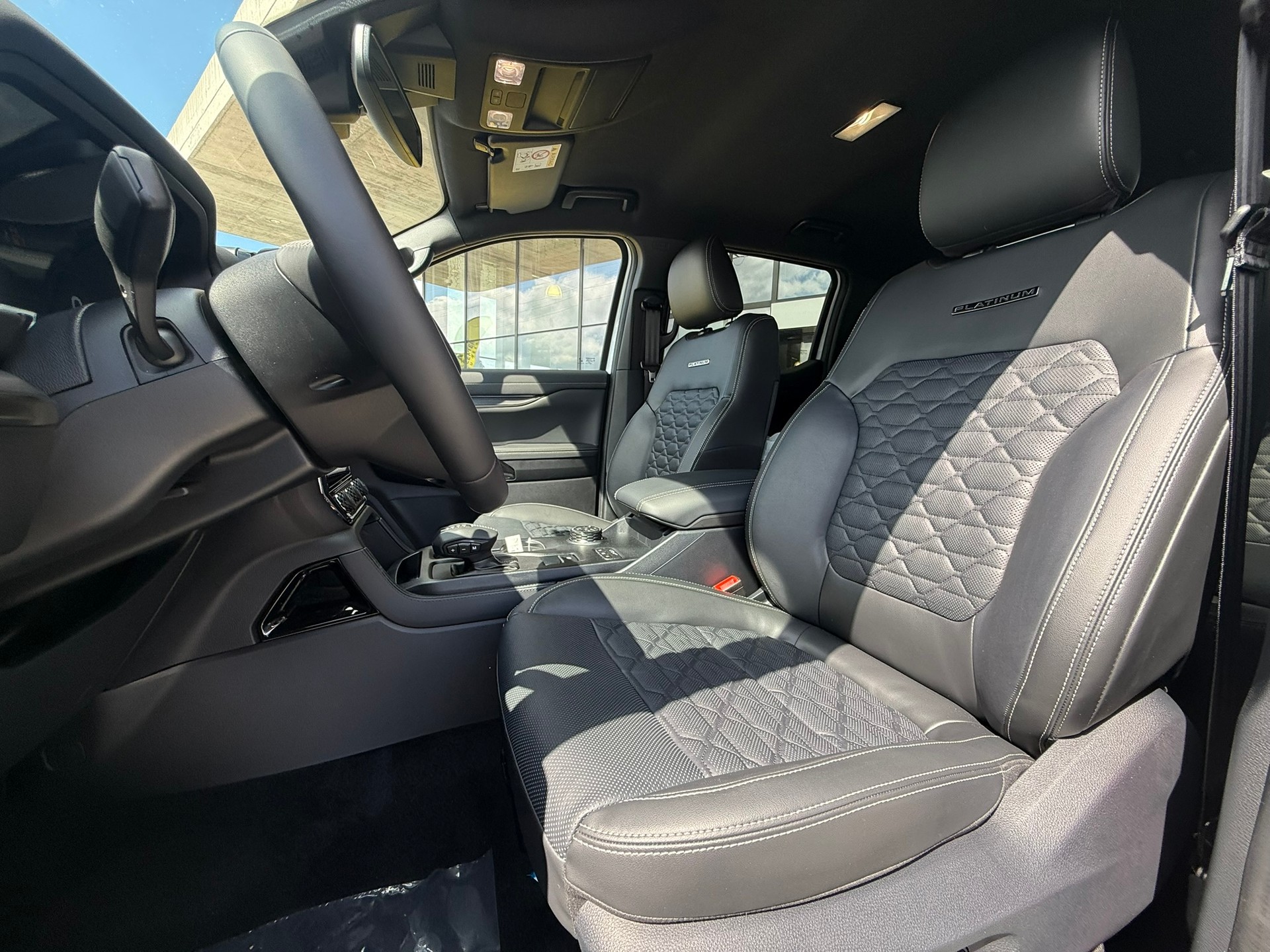 FORD Ranger Platinum 3.0 Eco Blue e-4WD Automat-image-7