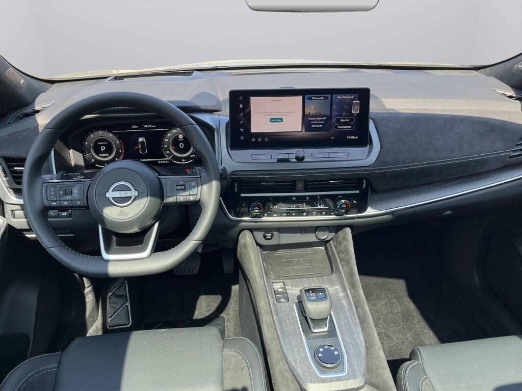 NISSAN Qashqai 1.3 DIG-T Tekna+ 4x4-image-13