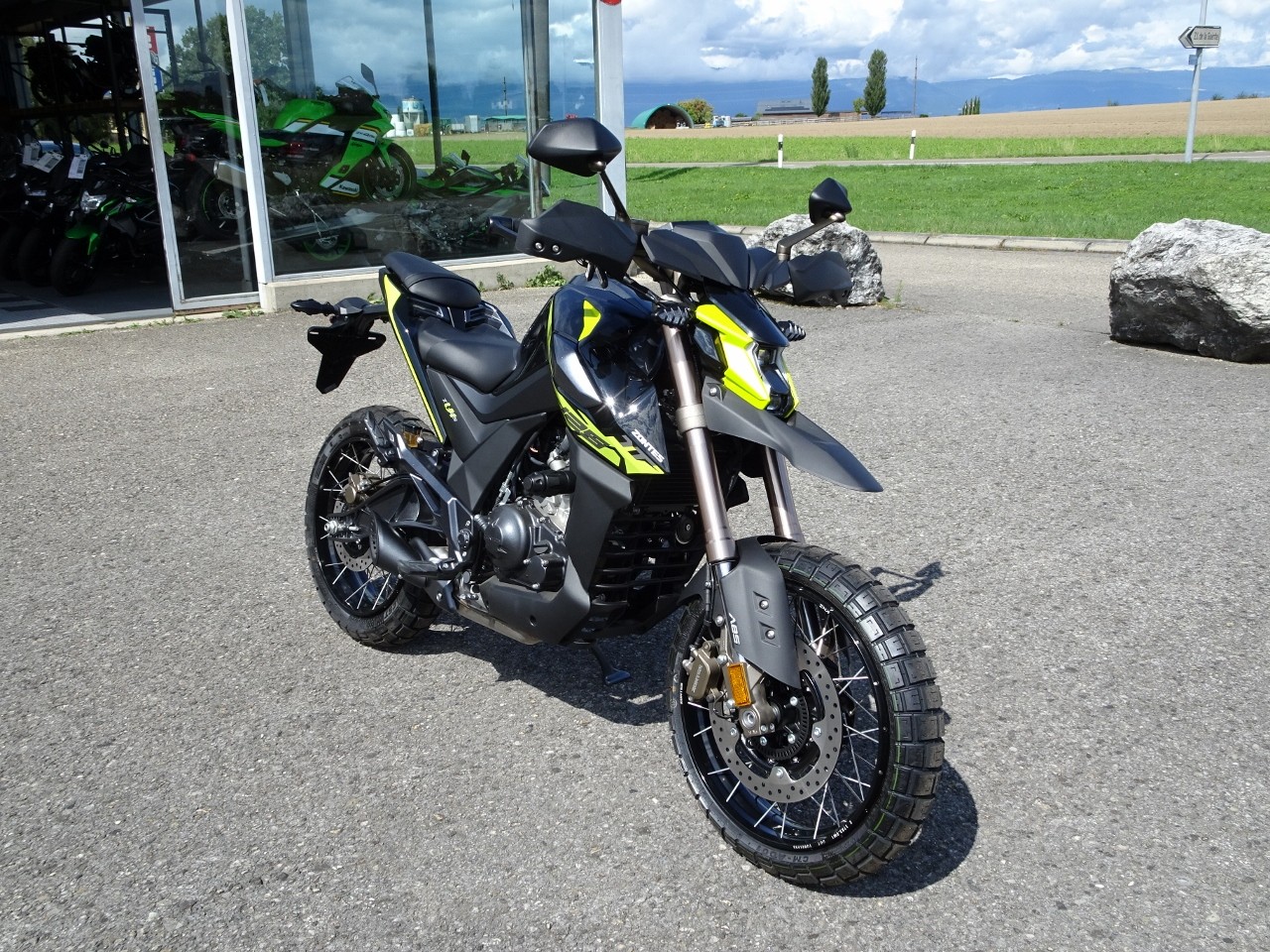 ZONTES ZT 125 U1-showroom-element-1