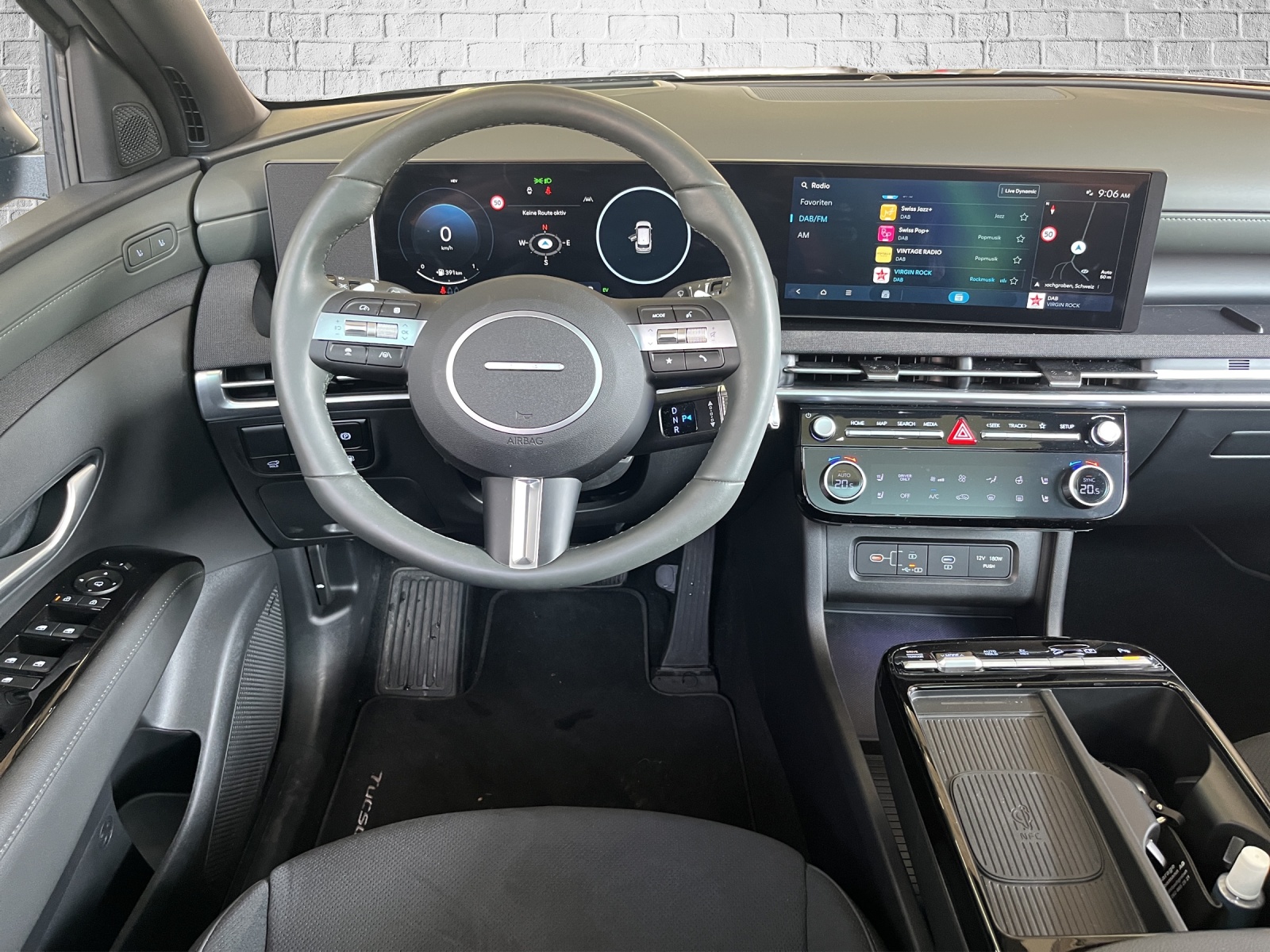 HYUNDAI Tucson 1.6 TGDI PHEV 20th Anniversary 4WD-image-13