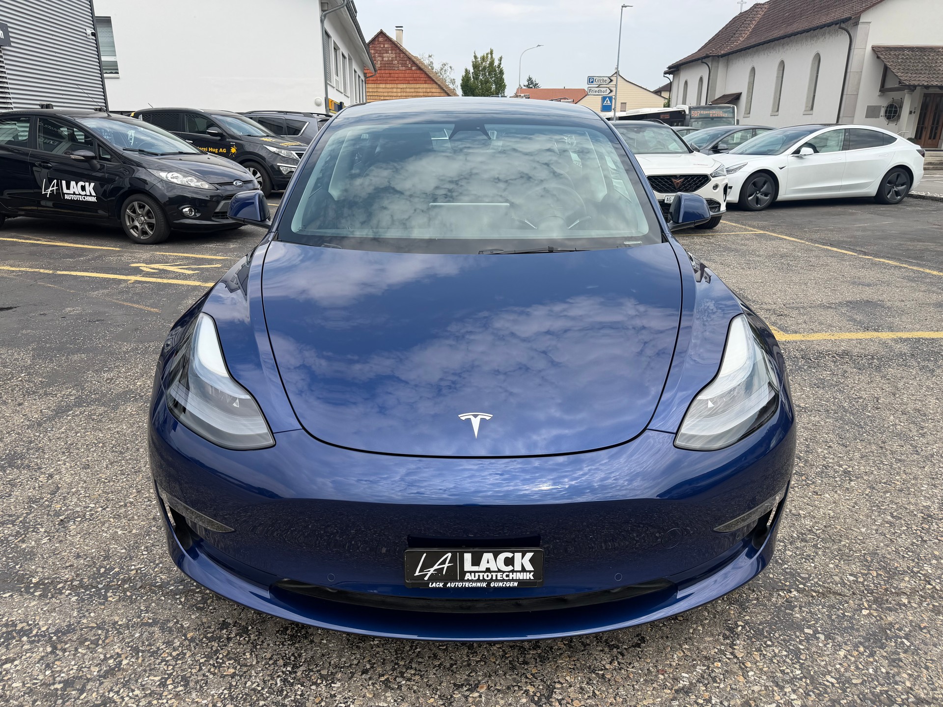TESLA Model 3 Long Range Dual Motor AWD-image-4