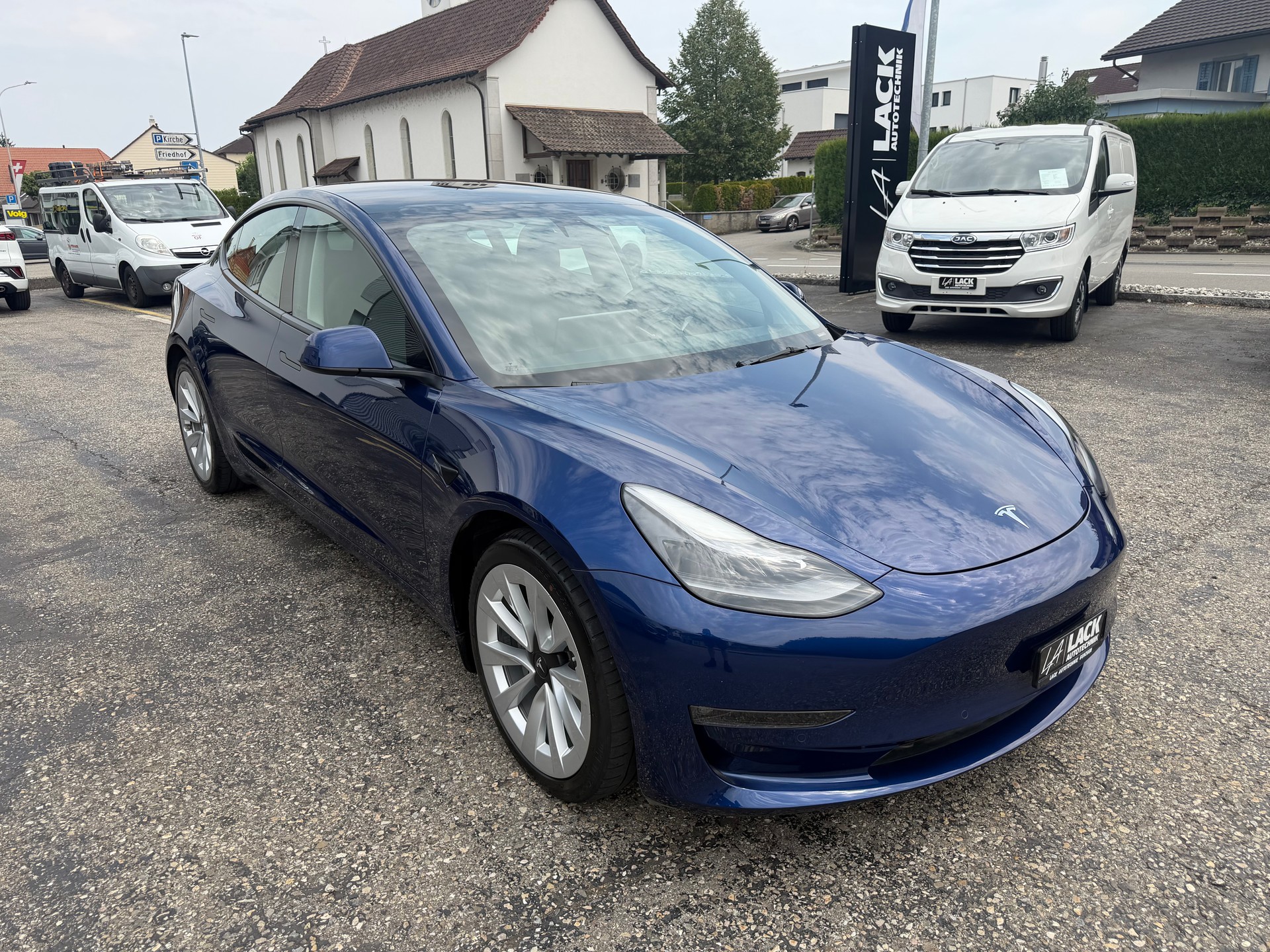 TESLA Model 3 Long Range Dual Motor AWD-image-5