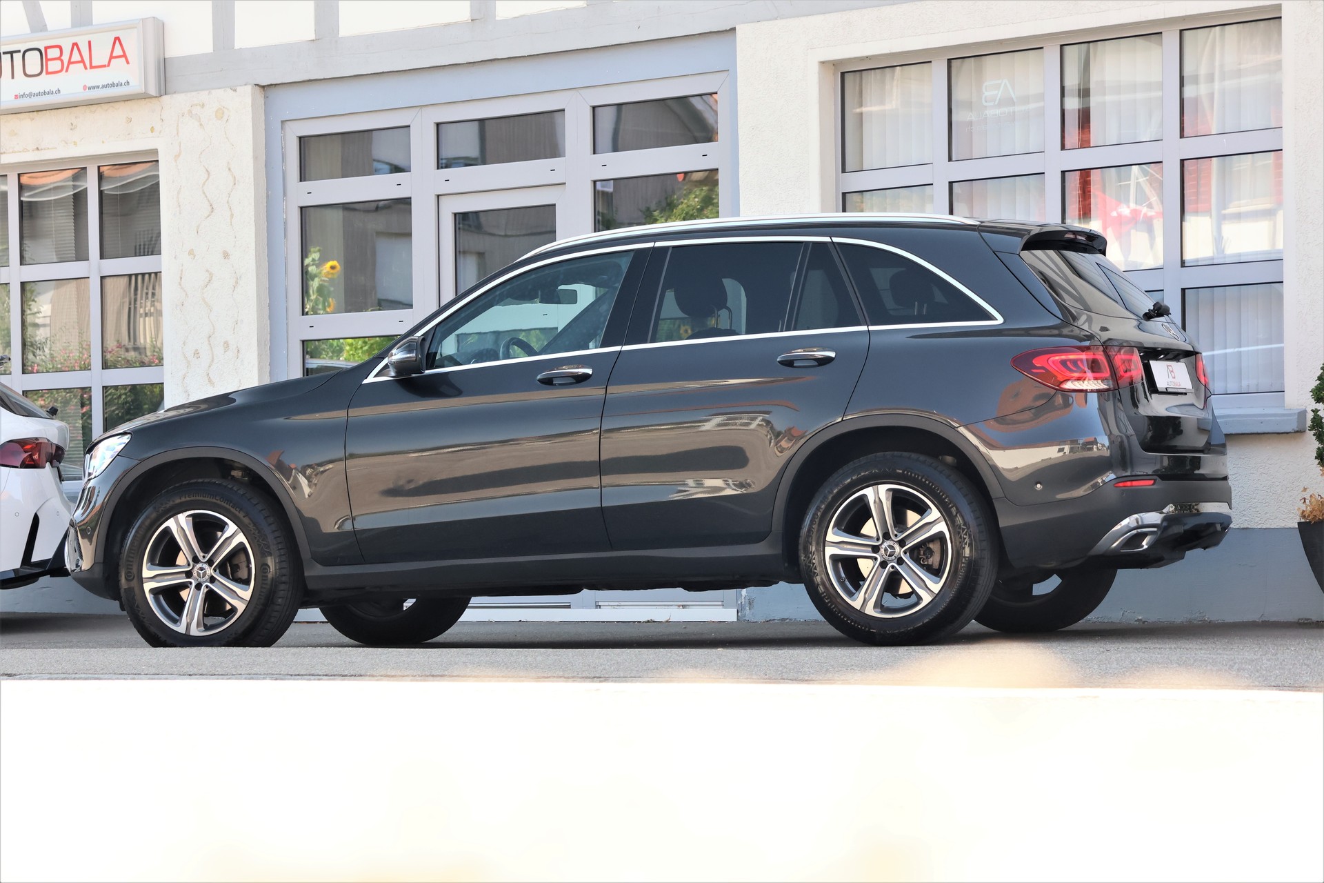 MERCEDES-BENZ GLC 220 d Off-Road 4Matic 9G-Tronic (CH) + 2.5T AHK-image-3
