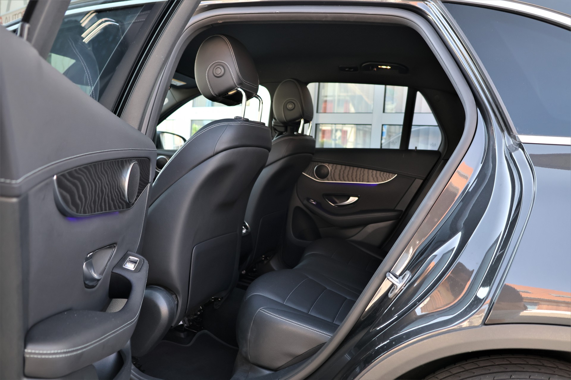 MERCEDES-BENZ GLC 220 d Off-Road 4Matic 9G-Tronic (CH) + 2.5T AHK-image-12