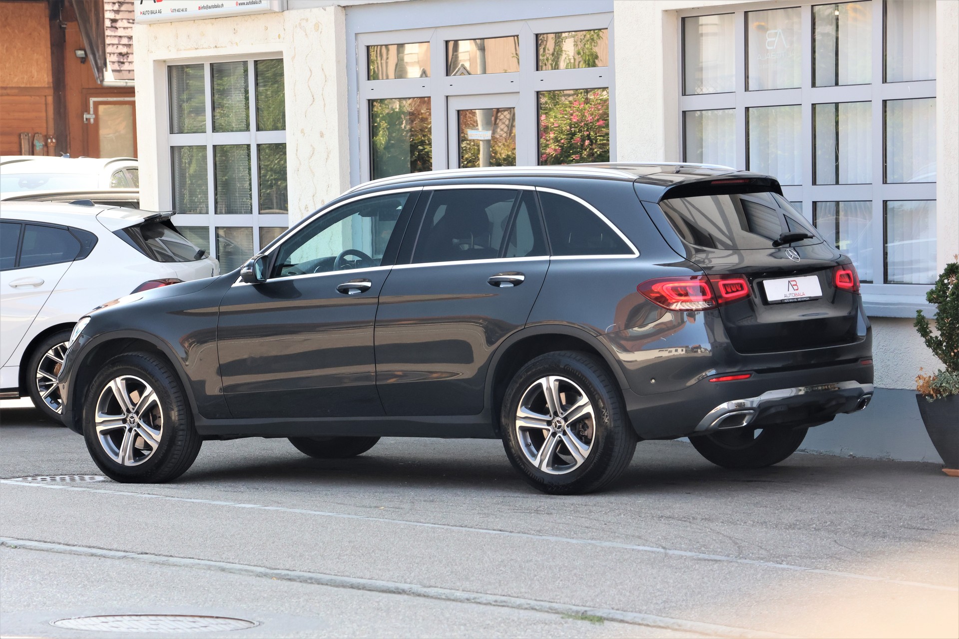 MERCEDES-BENZ GLC 220 d Off-Road 4Matic 9G-Tronic (CH) + 2.5T AHK-image-4