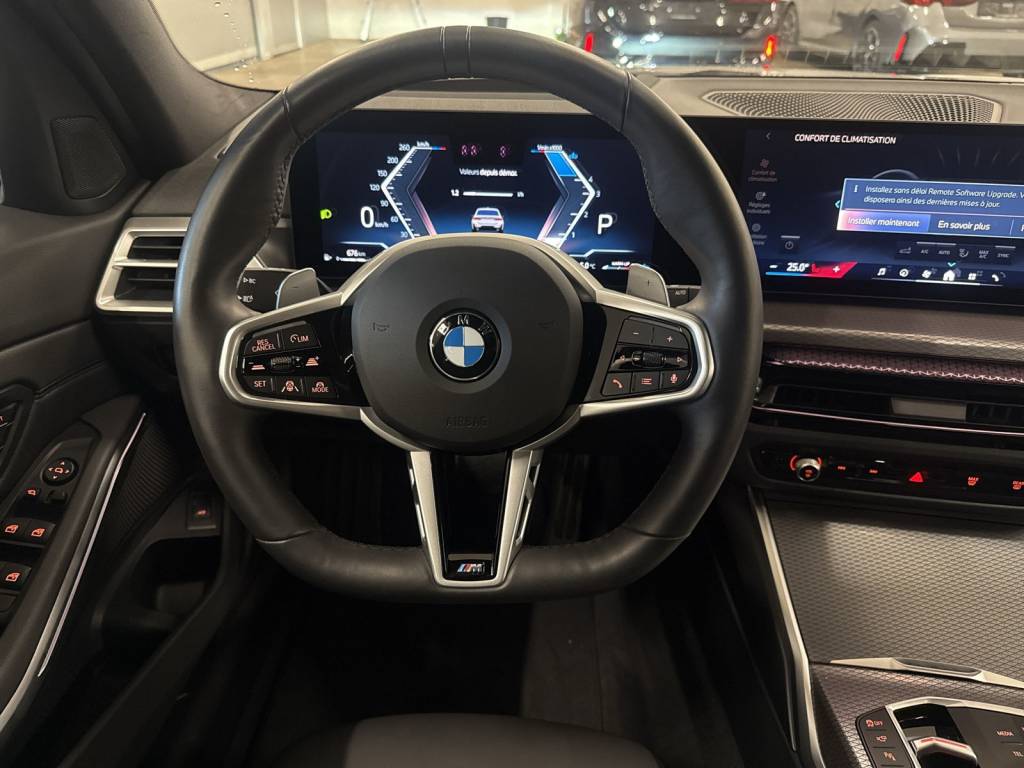 BMW 320d xDrive 48V Touring Steptronic M Sport-image-12