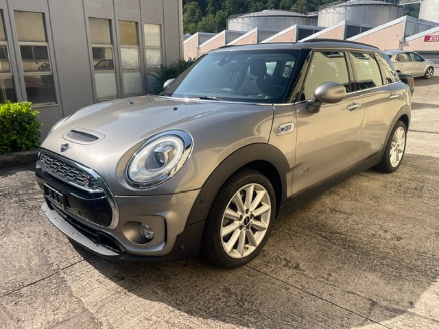 MINI Clubman Cooper S ALL4 Steptronic-image-1