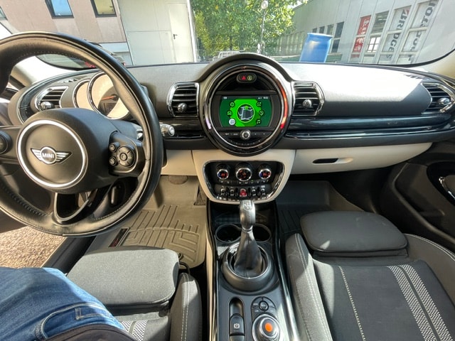 MINI Clubman Cooper S ALL4 Steptronic-image-9