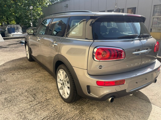 MINI Clubman Cooper S ALL4 Steptronic-image-3