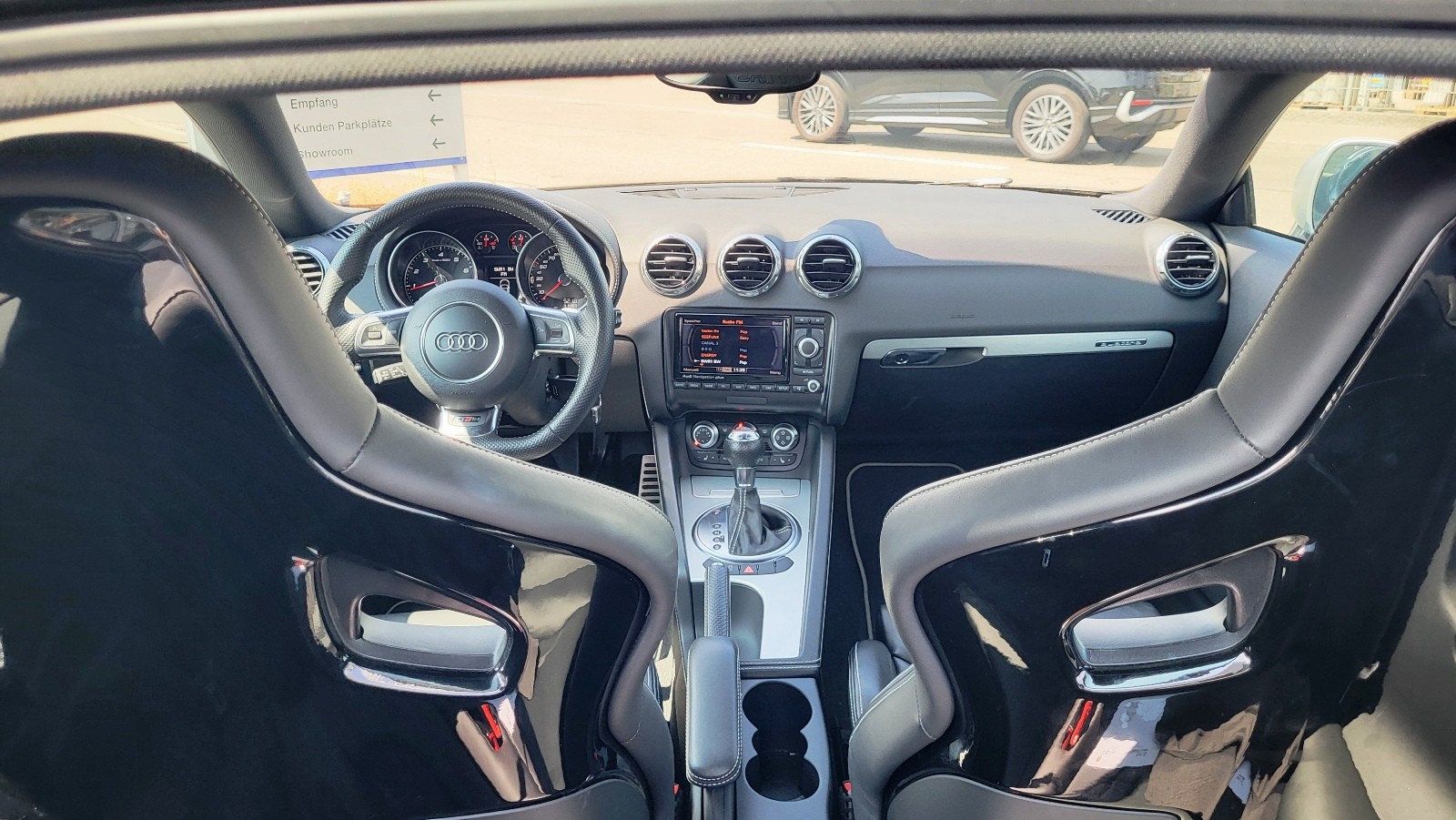AUDI TT RS plus Coupé 2.5 TFSI quattro S-tronic-image-5