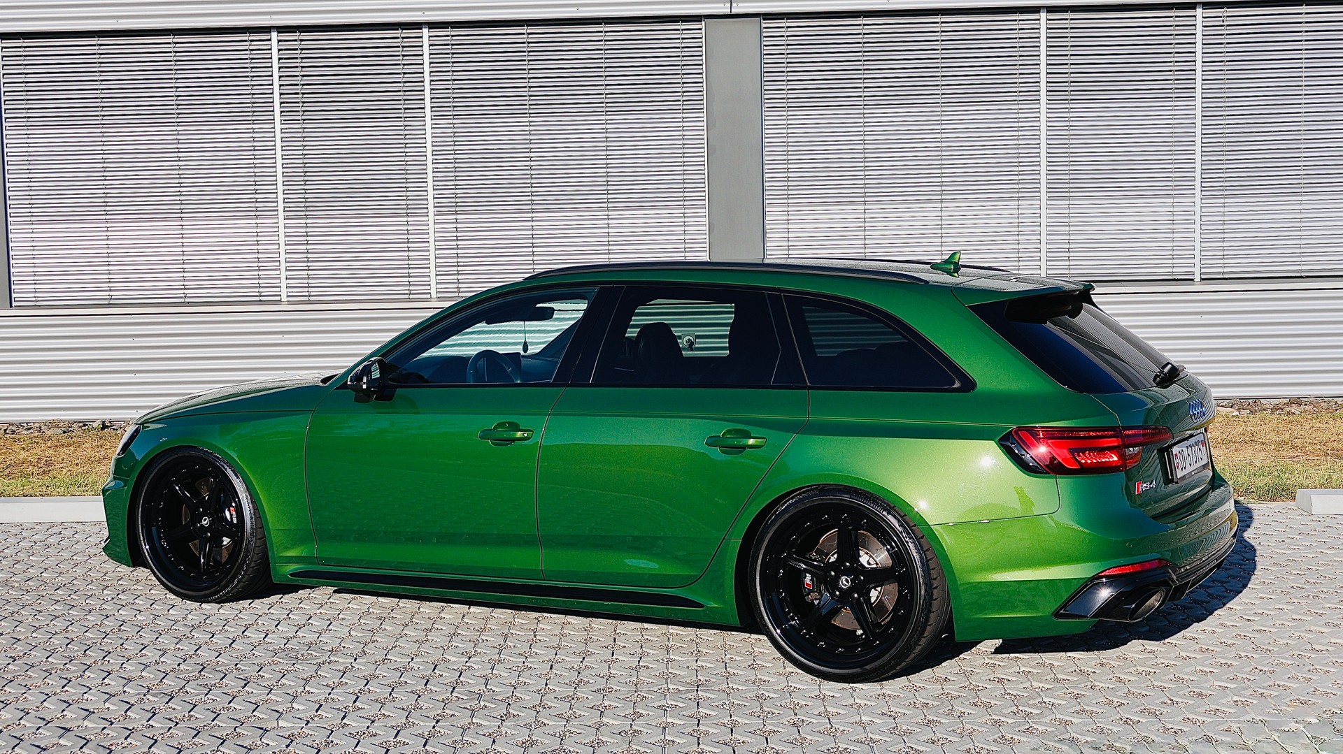 AUDI 2.9 V6 TFSI quattro T-Tronic-image-2