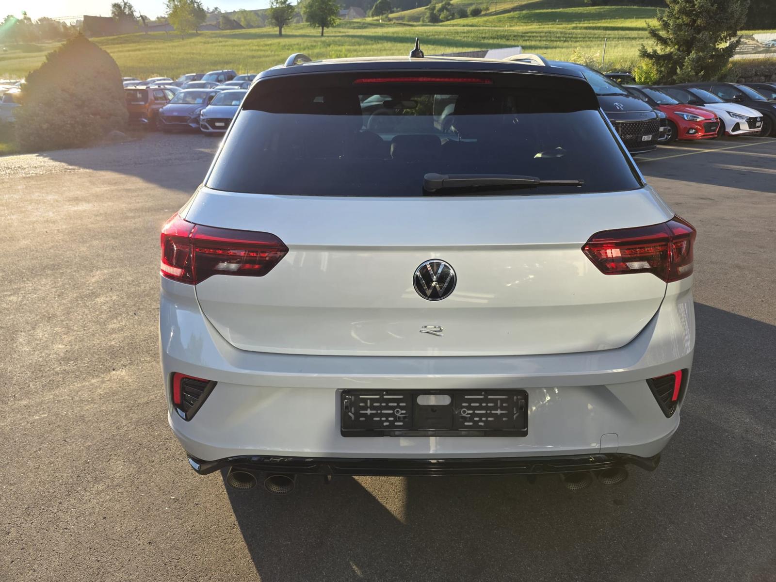 VW T-Roc 2.0 TSI R DSG 4Motion-image-6