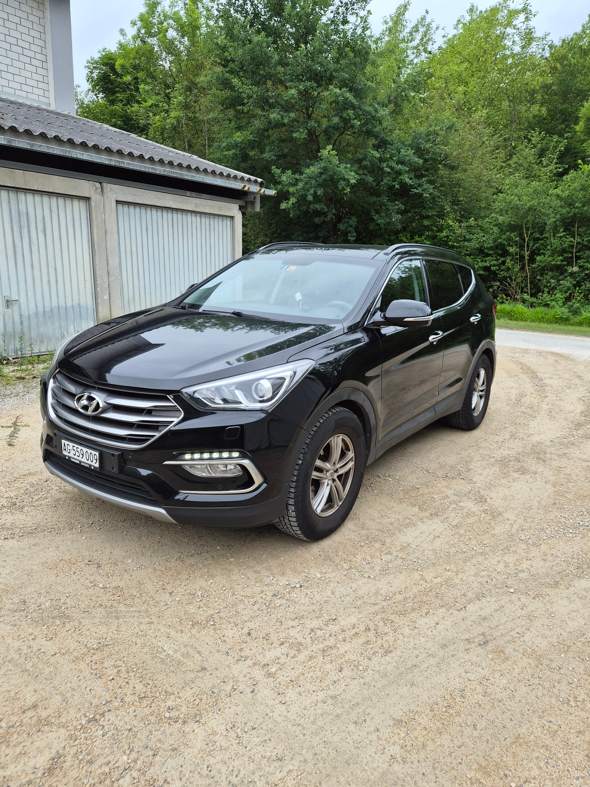 HYUNDAI SANTA FE-image-0