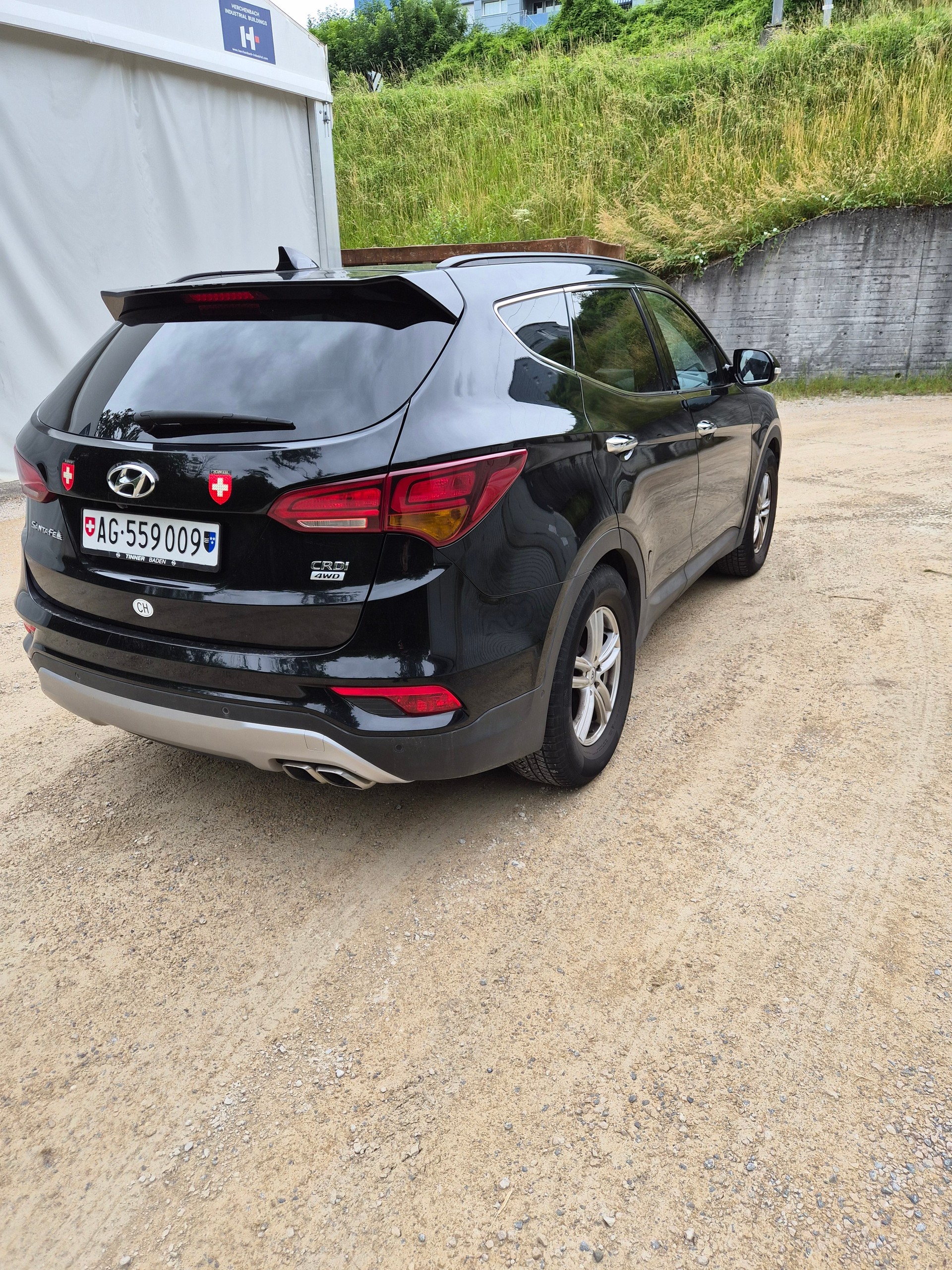 HYUNDAI SANTA FE-image-3