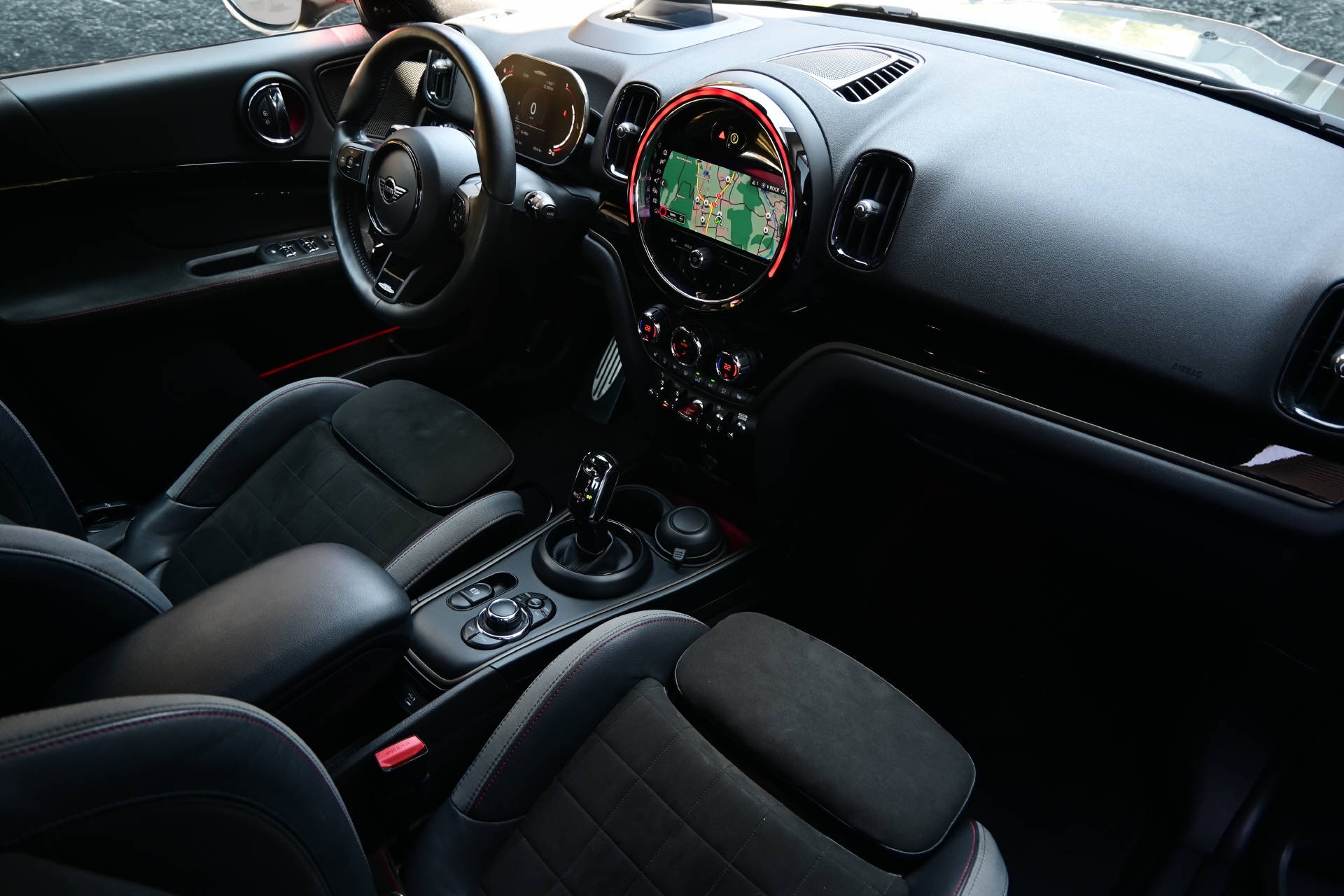 MINI Countryman F60 2.0i John Cooper Works ALL4-image-11