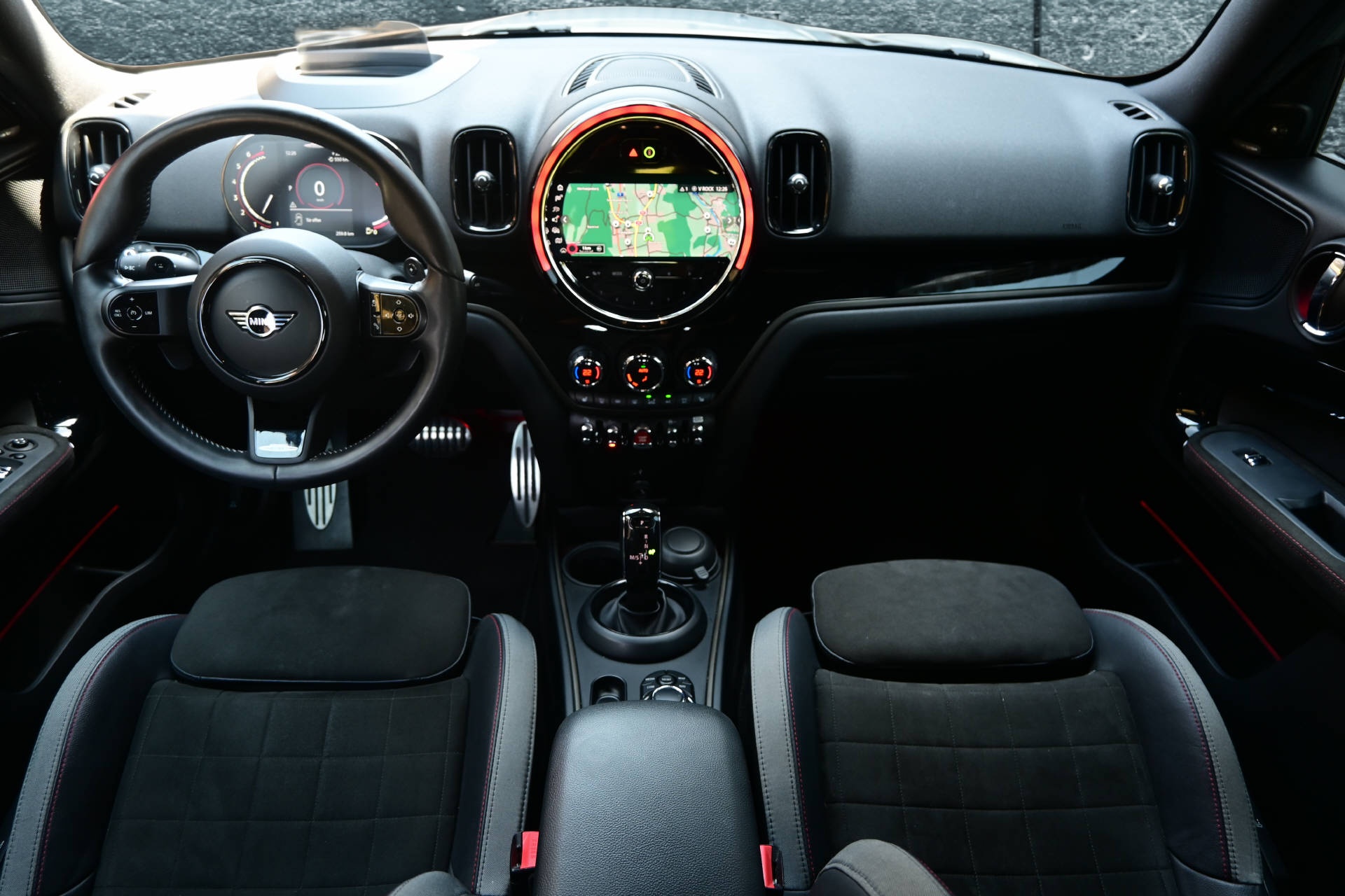 MINI Countryman F60 2.0i John Cooper Works ALL4-image-10