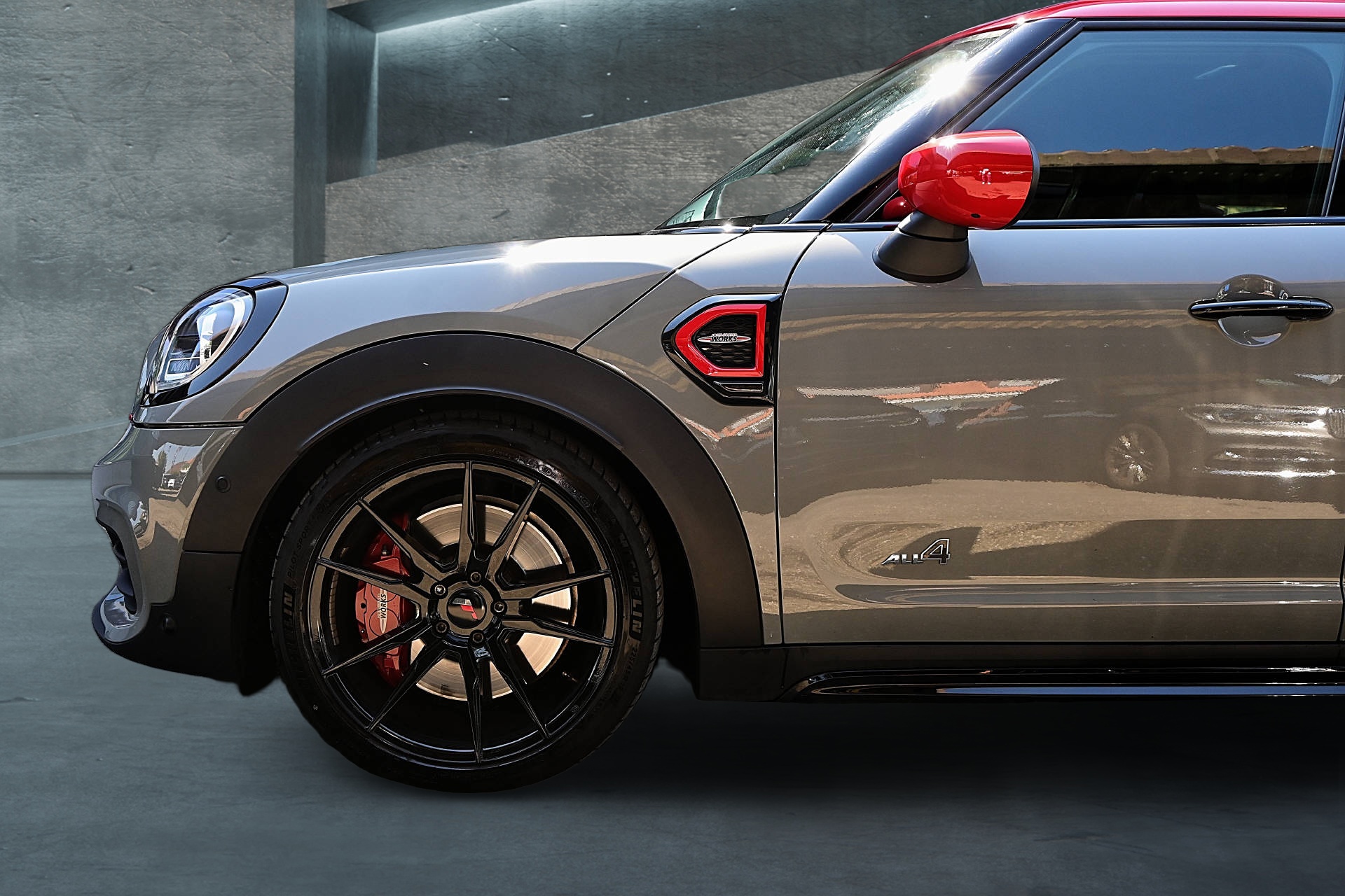 MINI Countryman F60 2.0i John Cooper Works ALL4-image-4