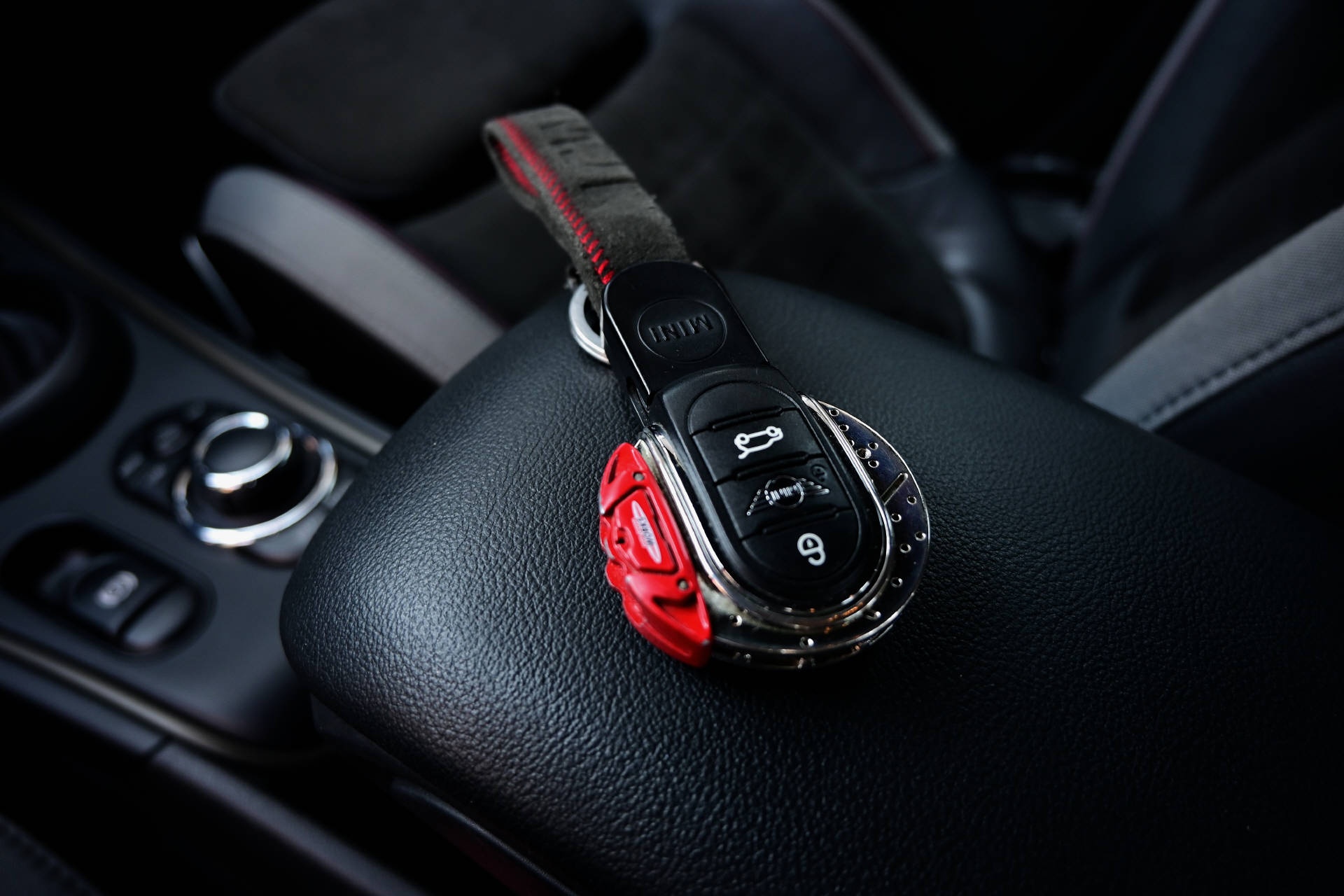 MINI Countryman F60 2.0i John Cooper Works ALL4-image-21