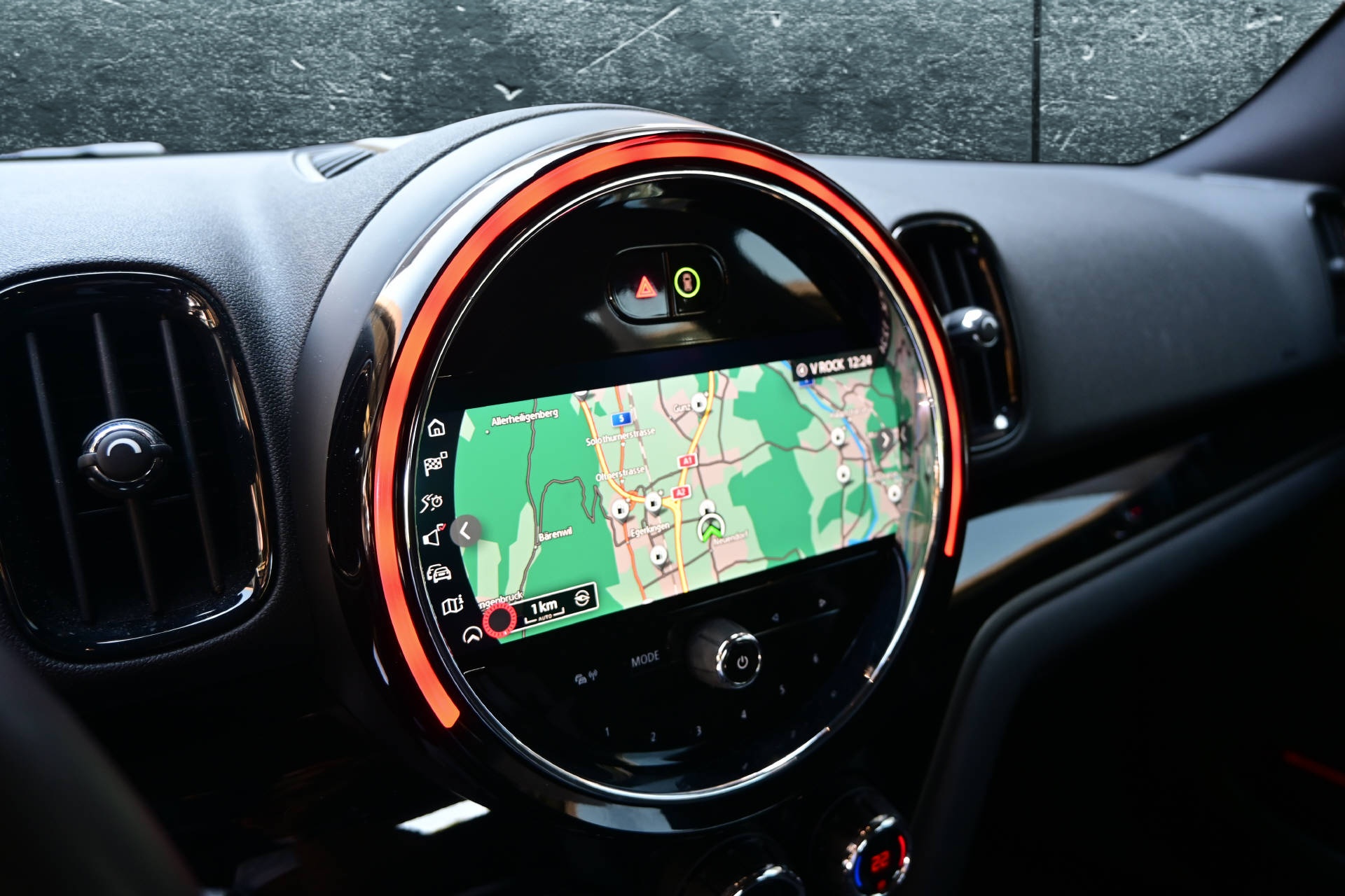 MINI Countryman F60 2.0i John Cooper Works ALL4-image-14