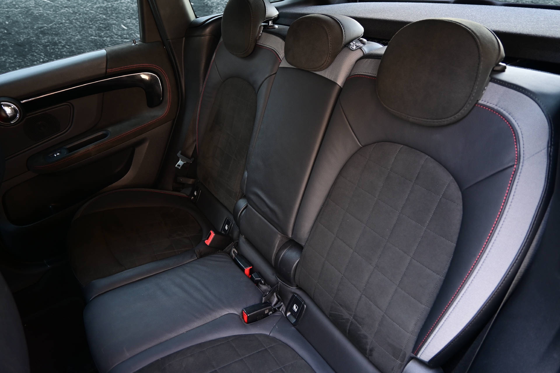 MINI Countryman F60 2.0i John Cooper Works ALL4-image-24