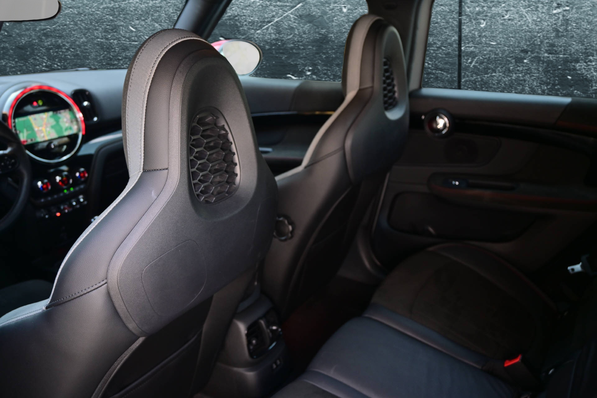 MINI Countryman F60 2.0i John Cooper Works ALL4-image-26