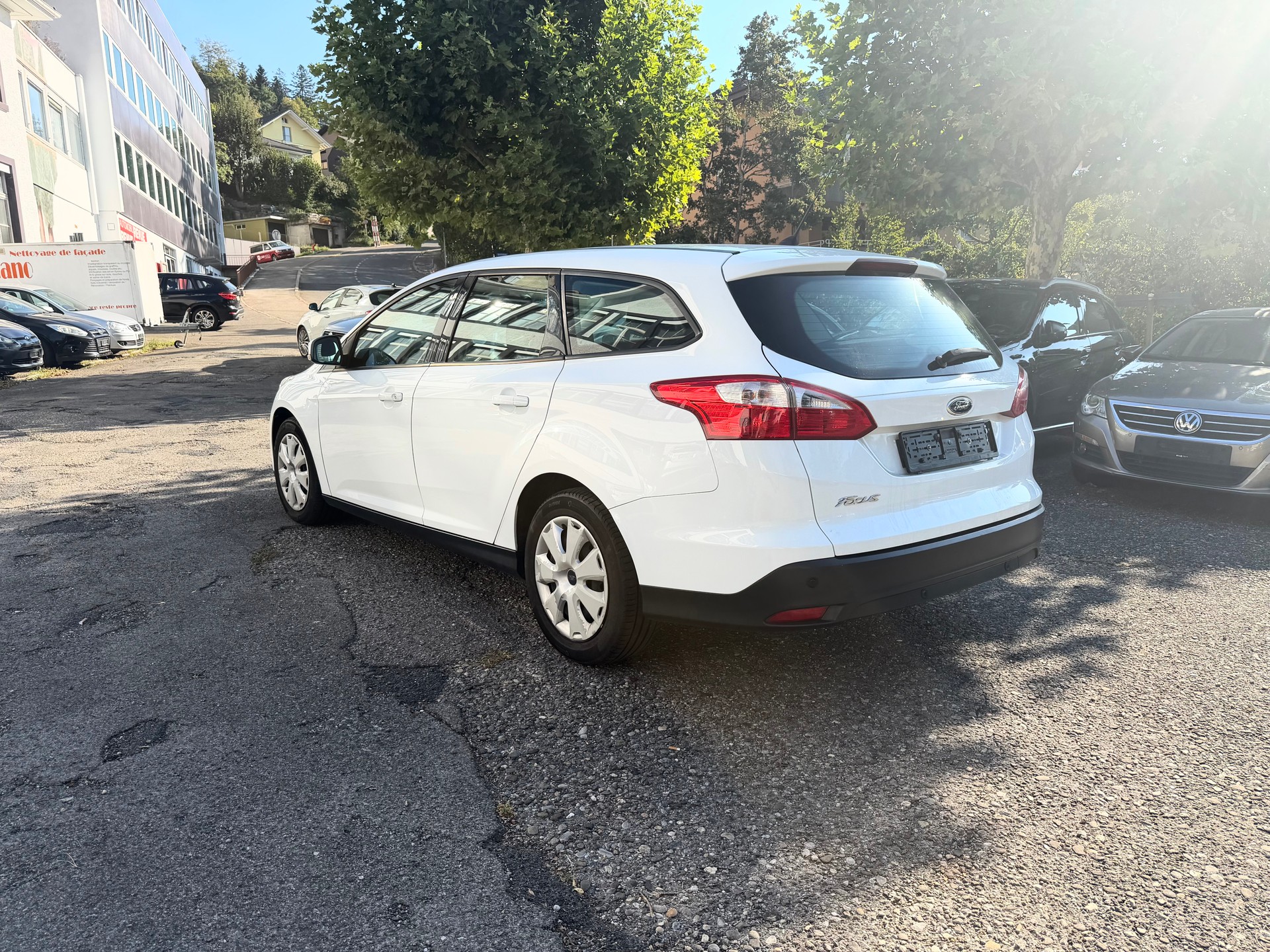 FORD Focus 1.6i VCT Titanium PowerShift-image-6